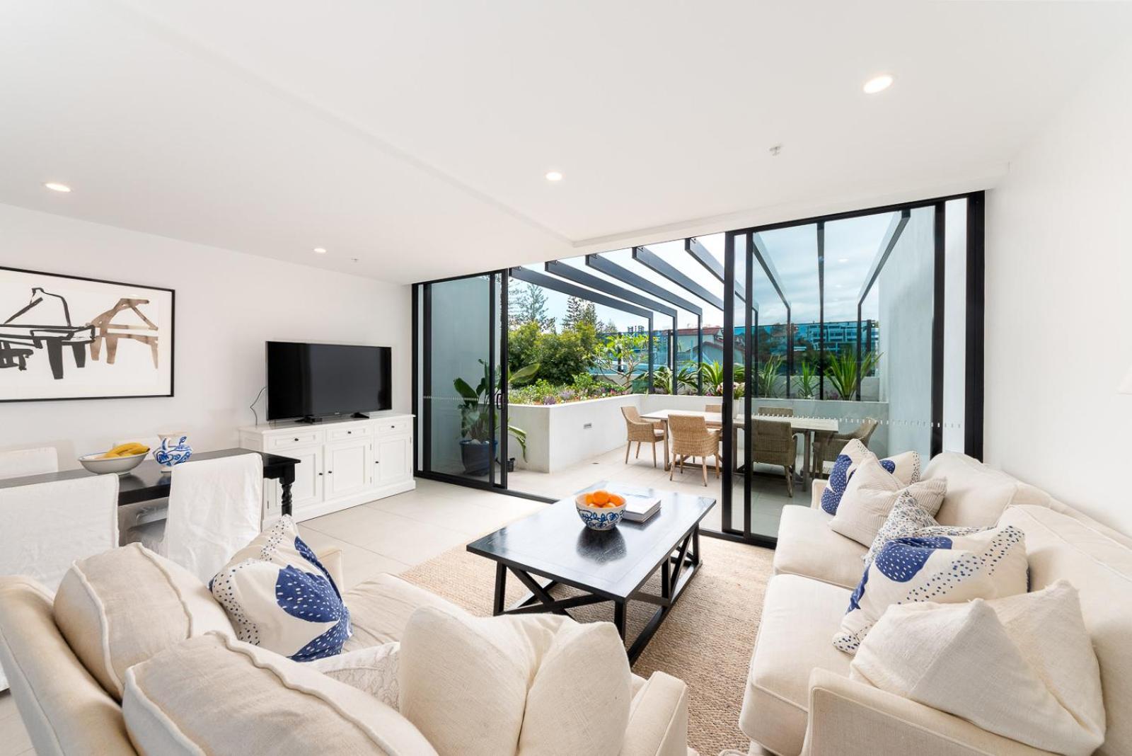 Iconic Kirra Beach Resort