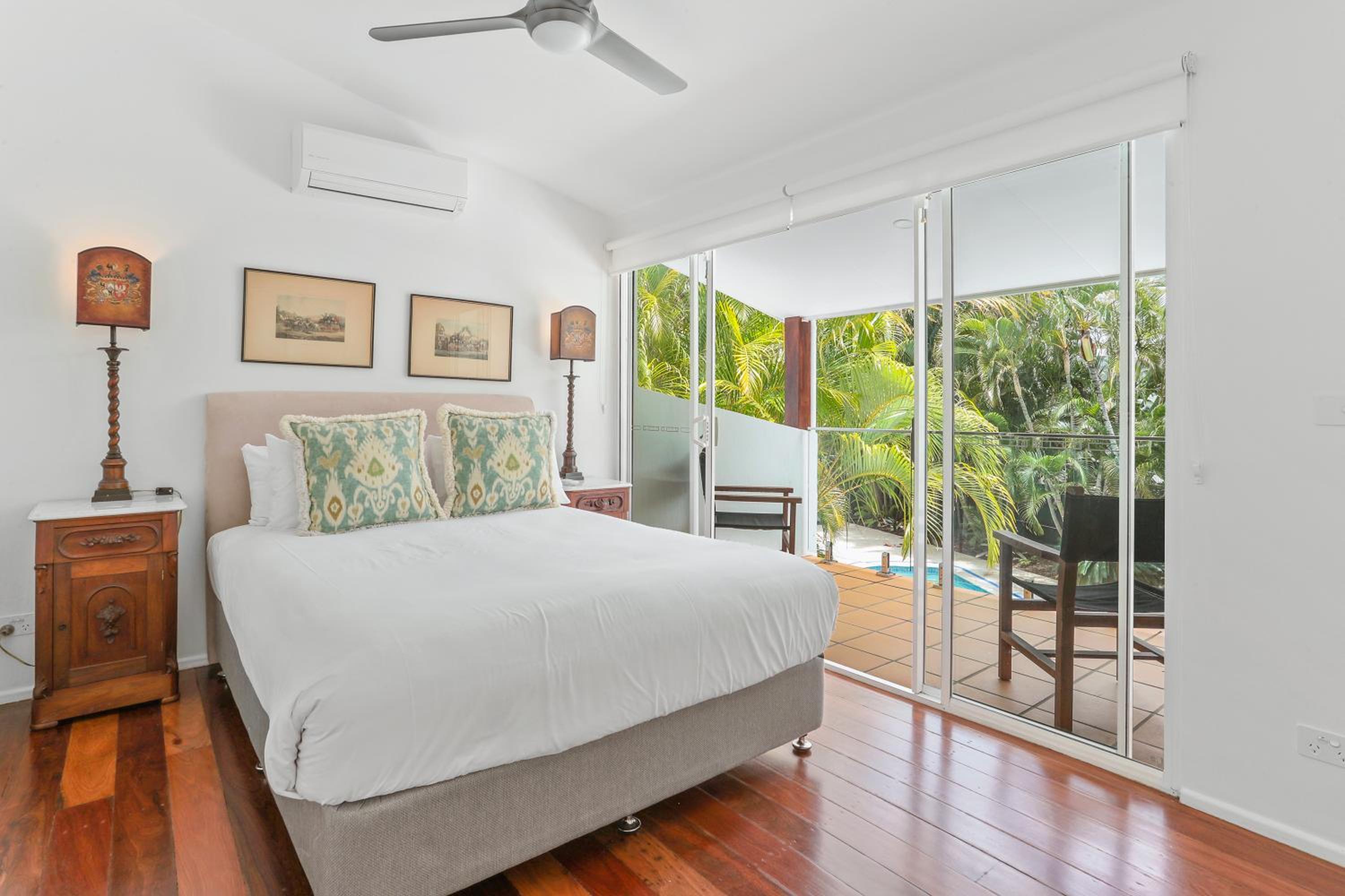 Secluded oasis on the water, Noosa Heads