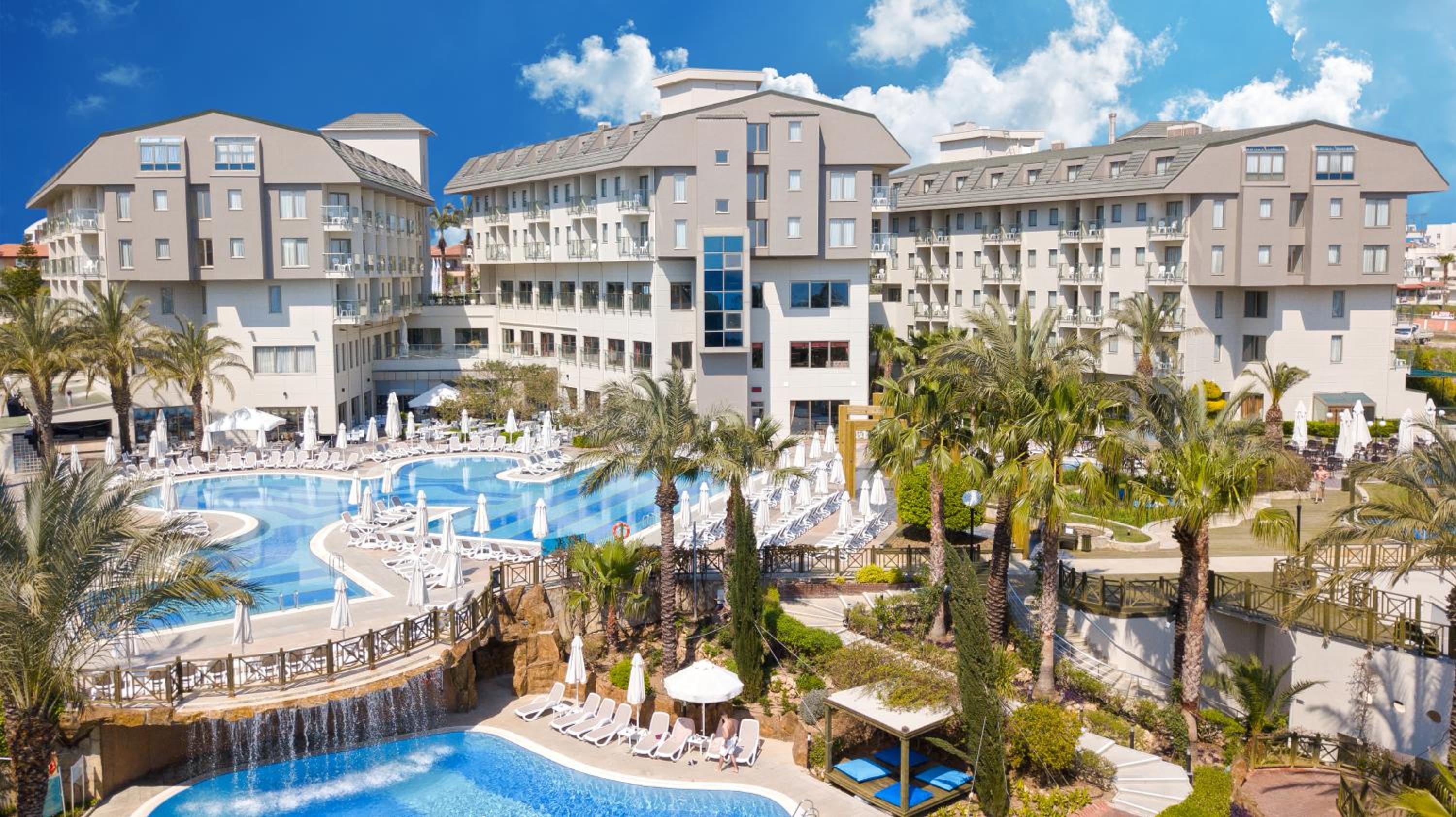 Novum Garden Side Hotel