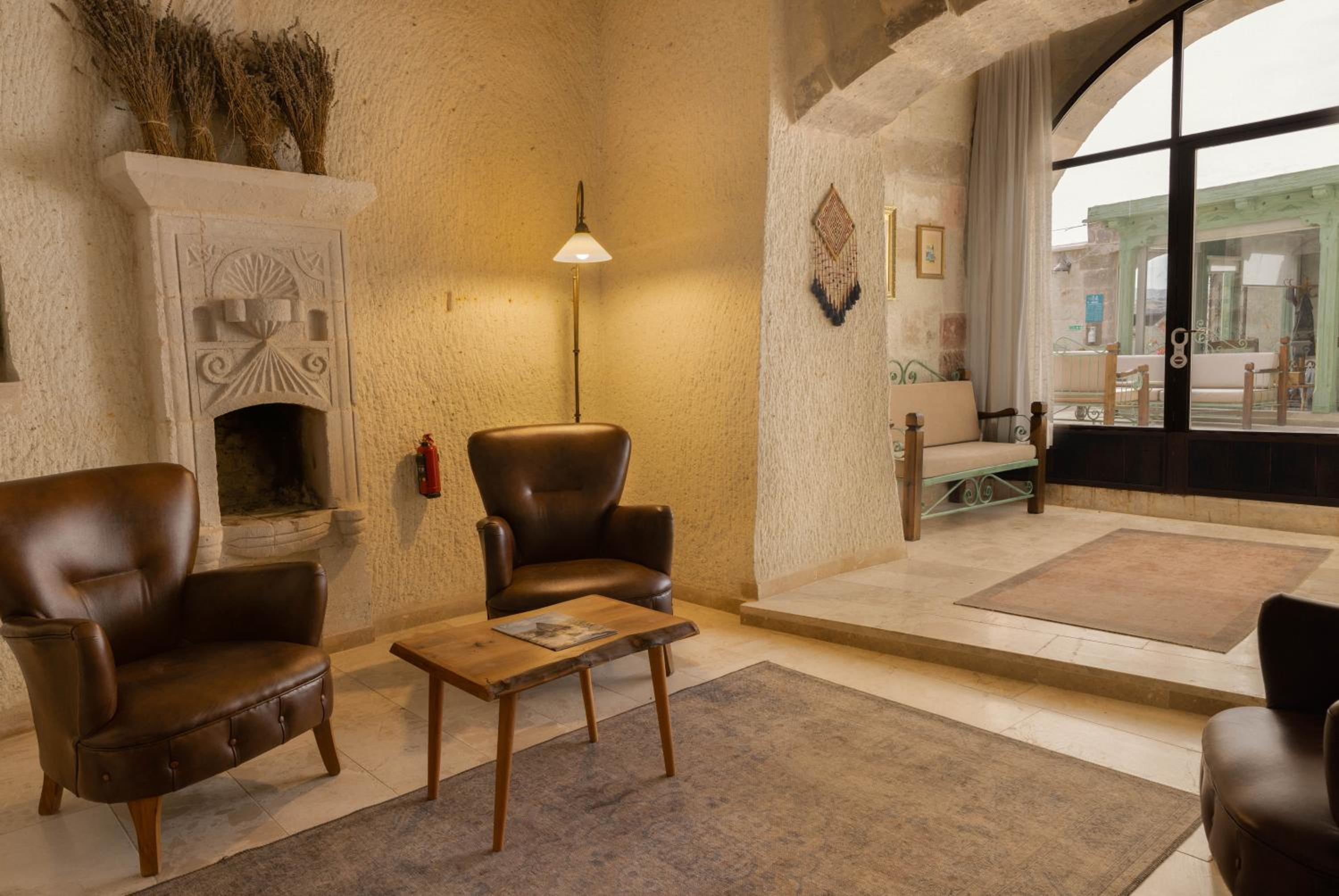 Seki Cave Suites - Image 192