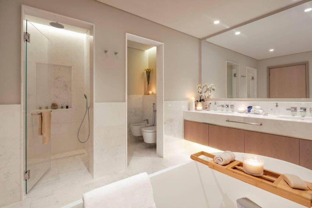 HVR THE PALM DUBAI