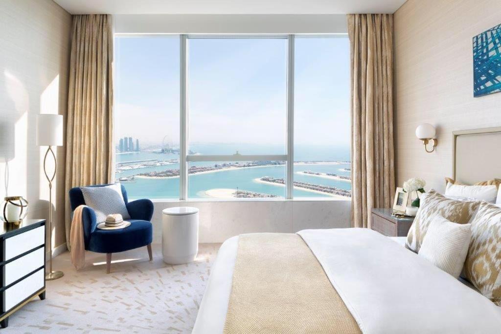 HVR THE PALM DUBAI
