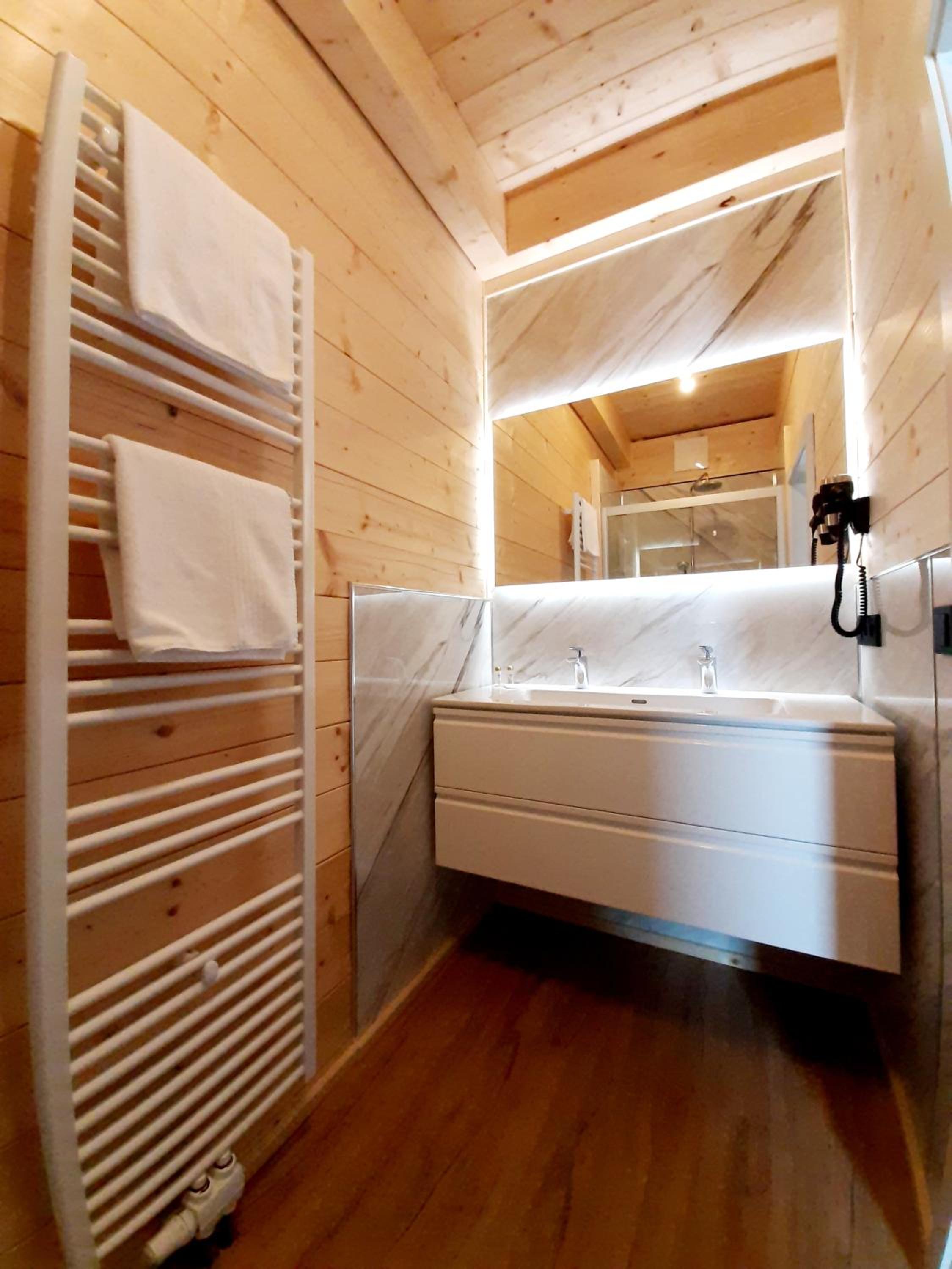 Alpenchalets Nassfeld
