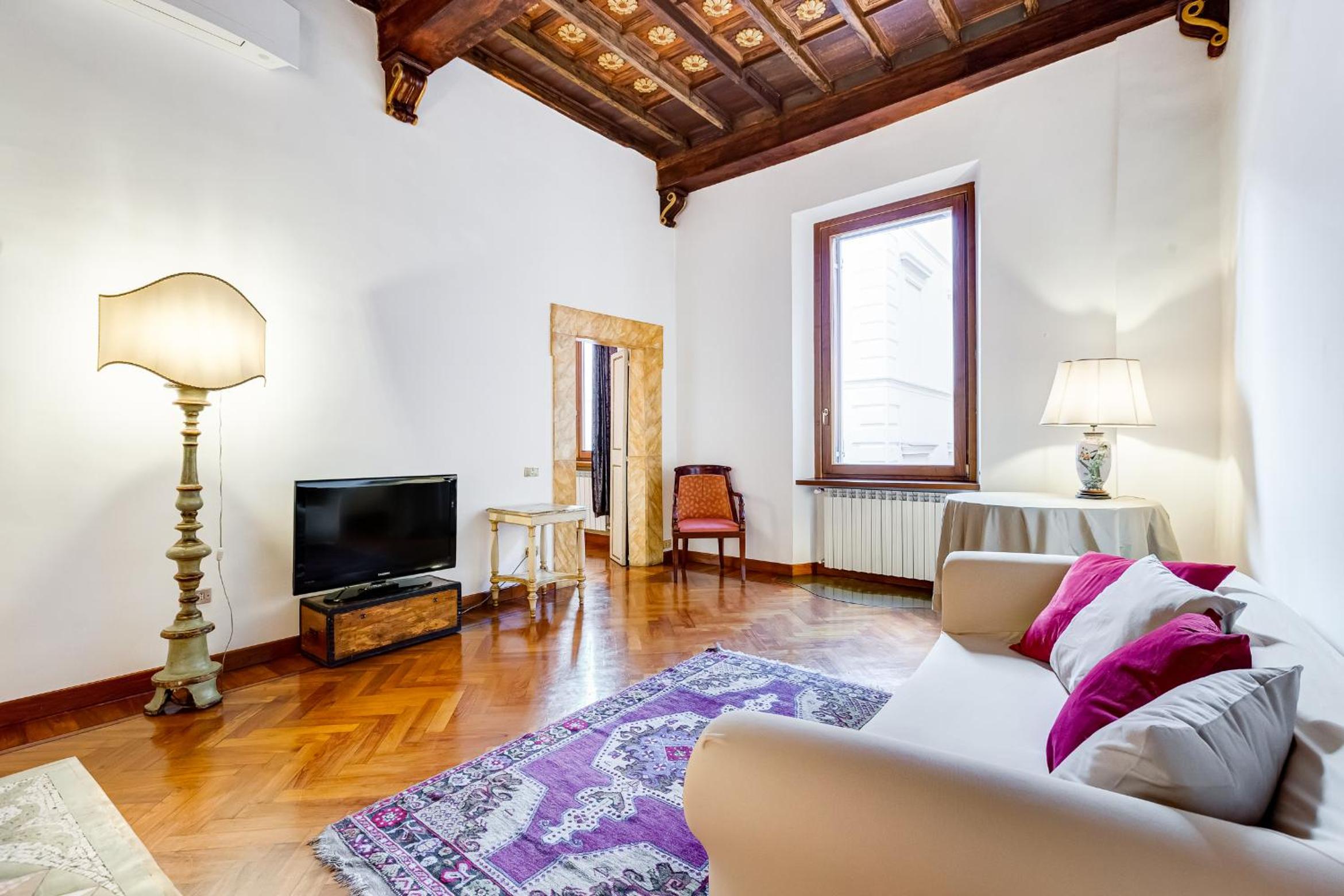 Historical apartment few steps from Piazza Navona