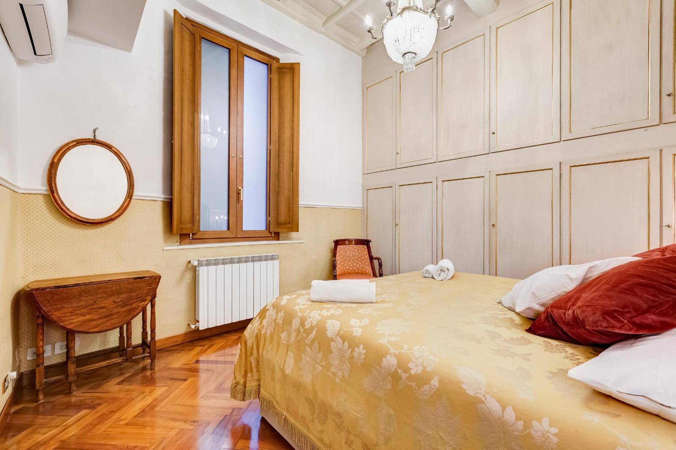Historical apartment few steps from Piazza Navona