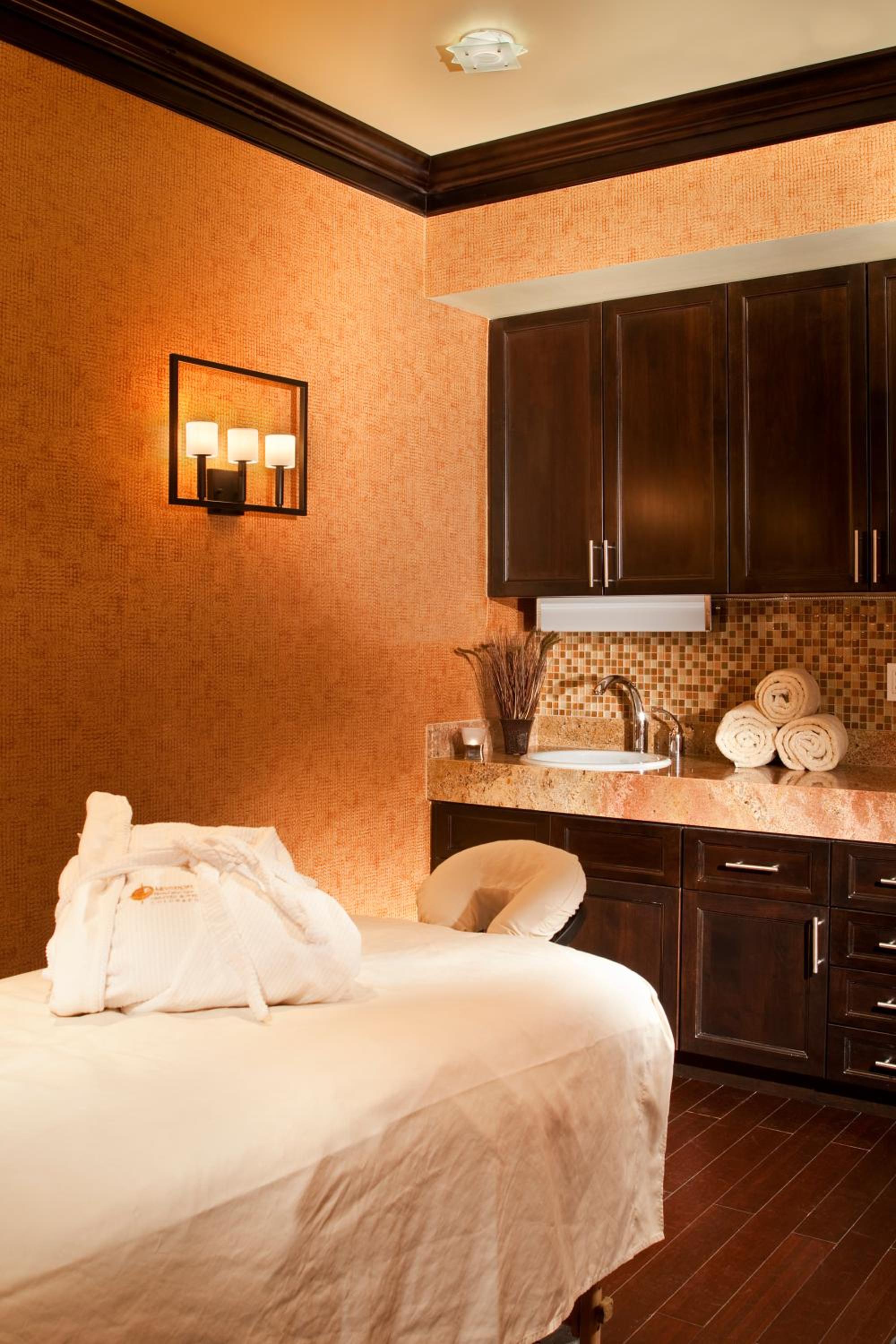 Elevation Hotel  Spa - Property Image 92