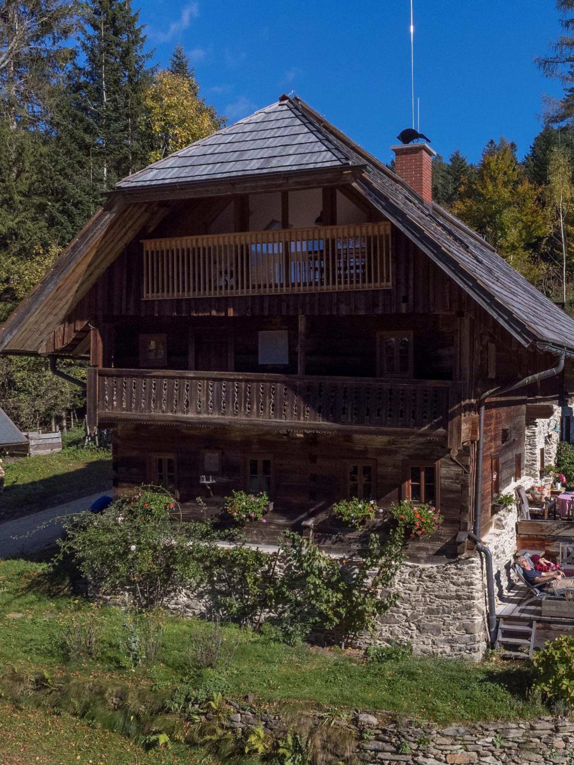 Charmante Gästewohnung in altem Bauernhaus in alpiner Alleinlage