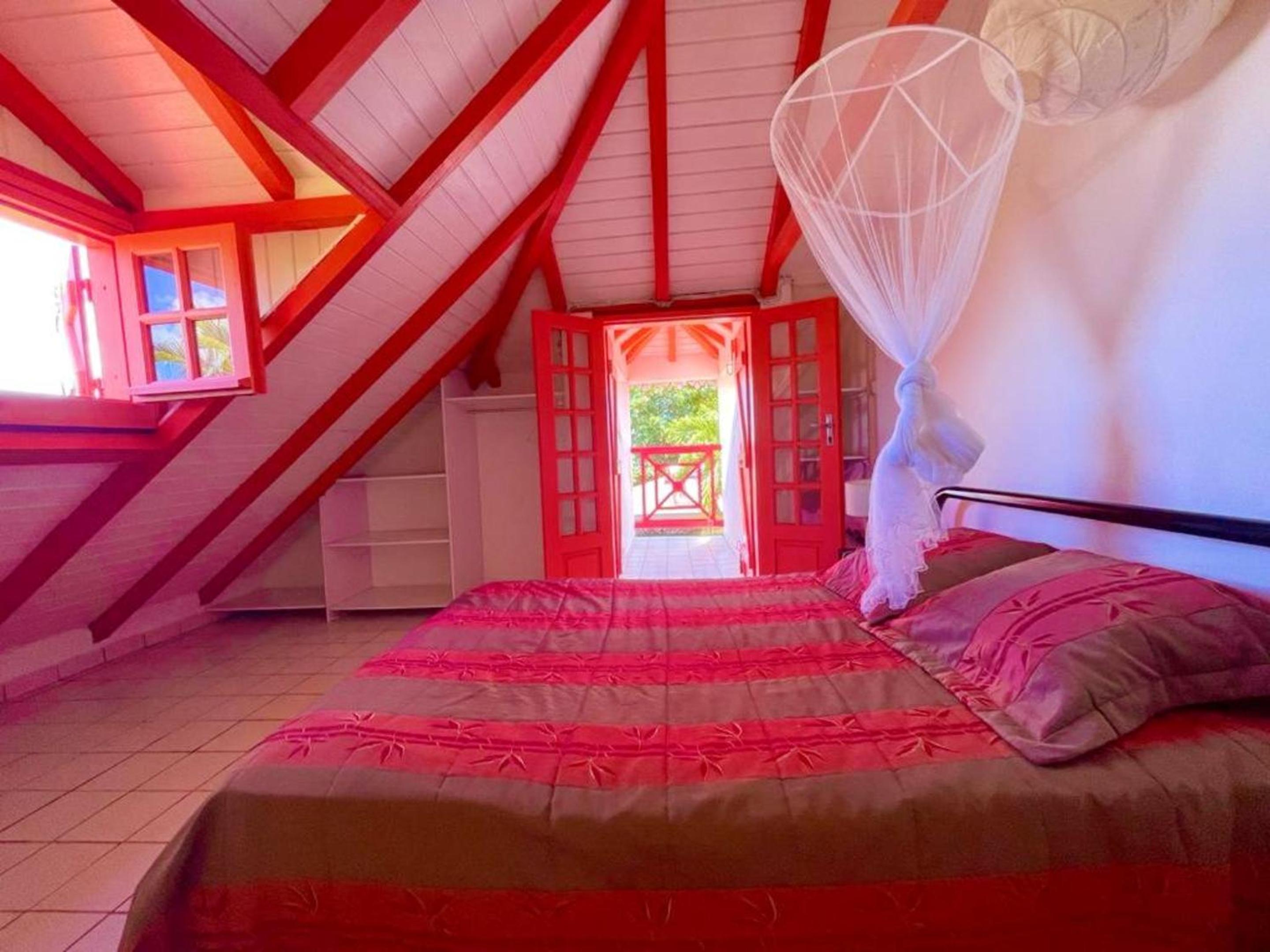 Maison agreable Sainte Rose + Piscine