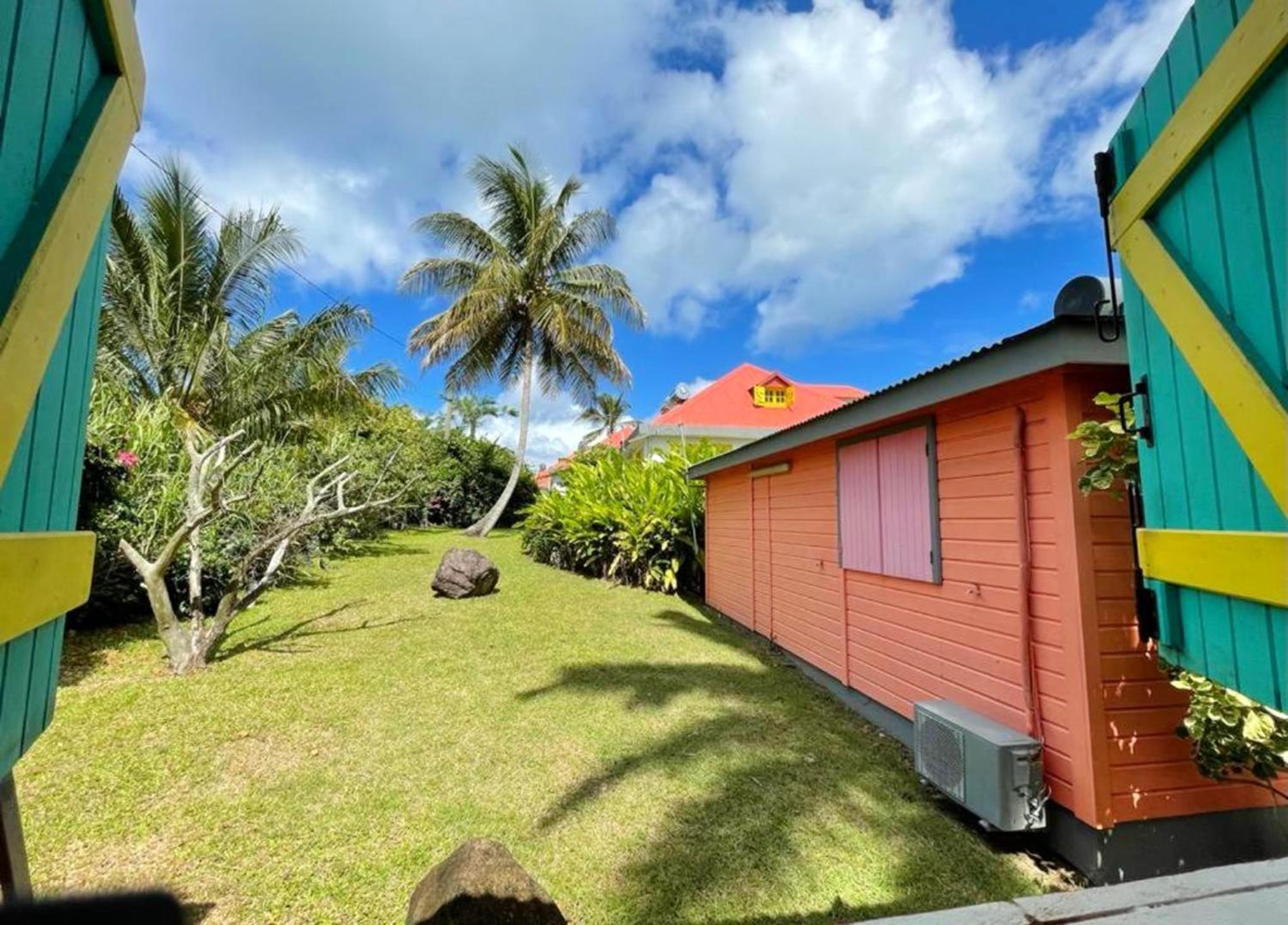 Maison cosy avec piscine a Sainte Rose