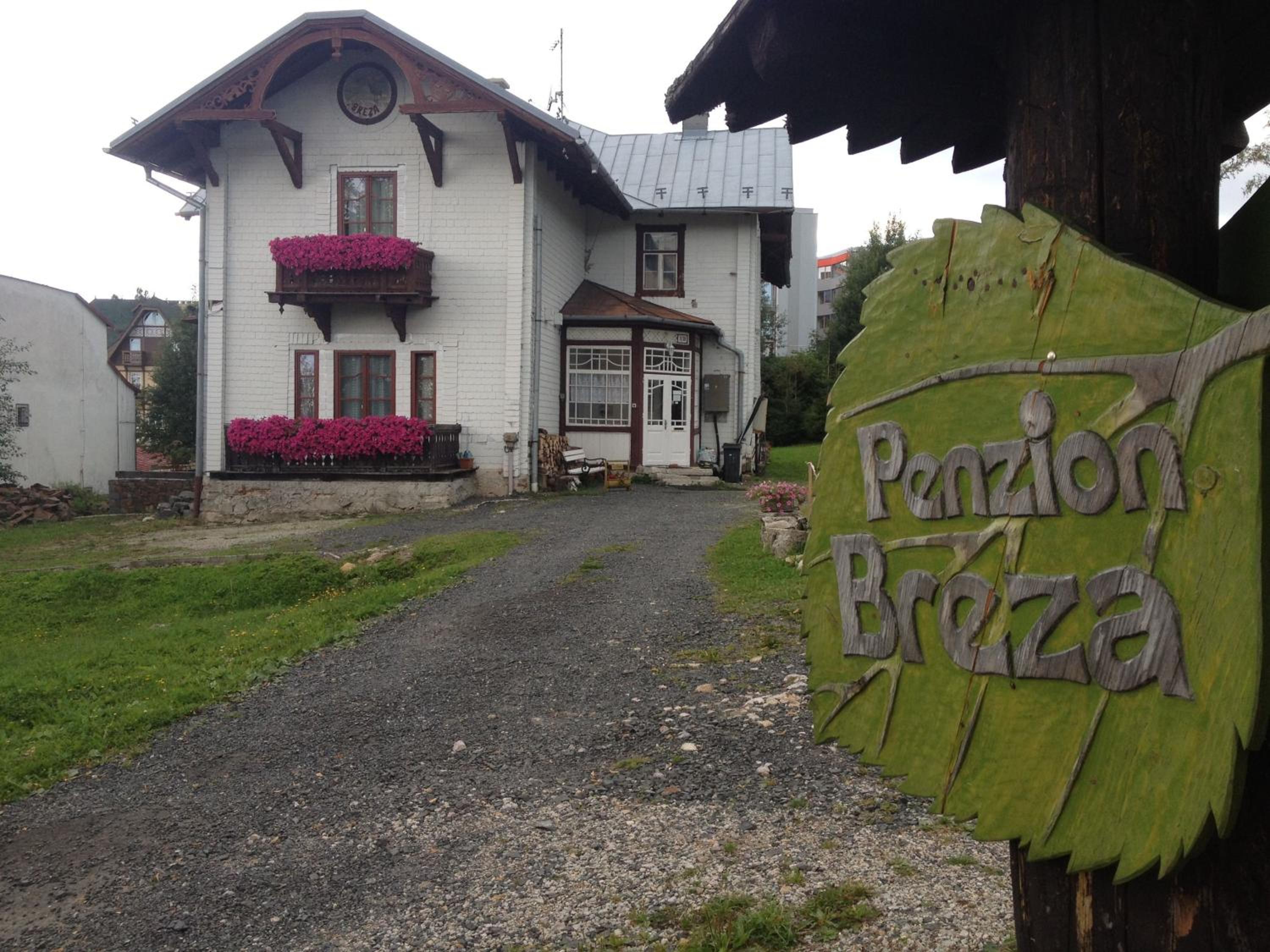 Photo 44