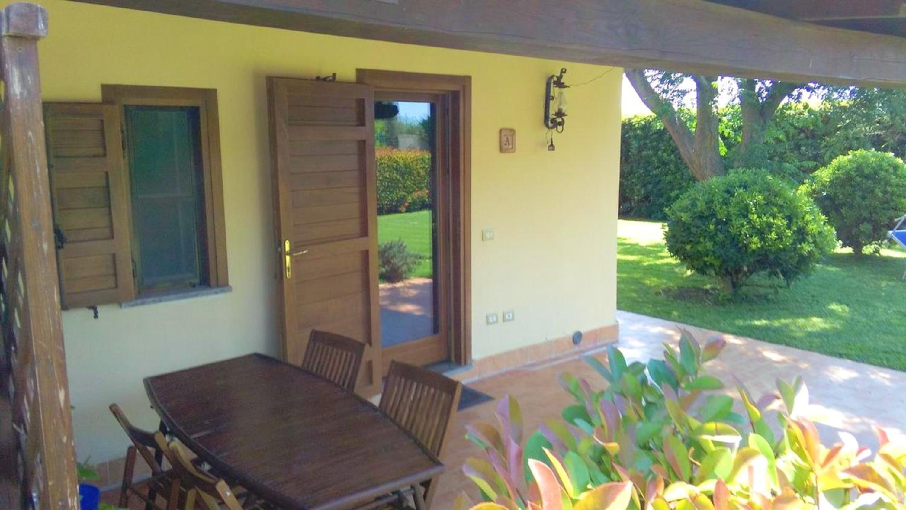 Studio with Terrace in Pescia Romana - 28 m² + Parking Included view 3