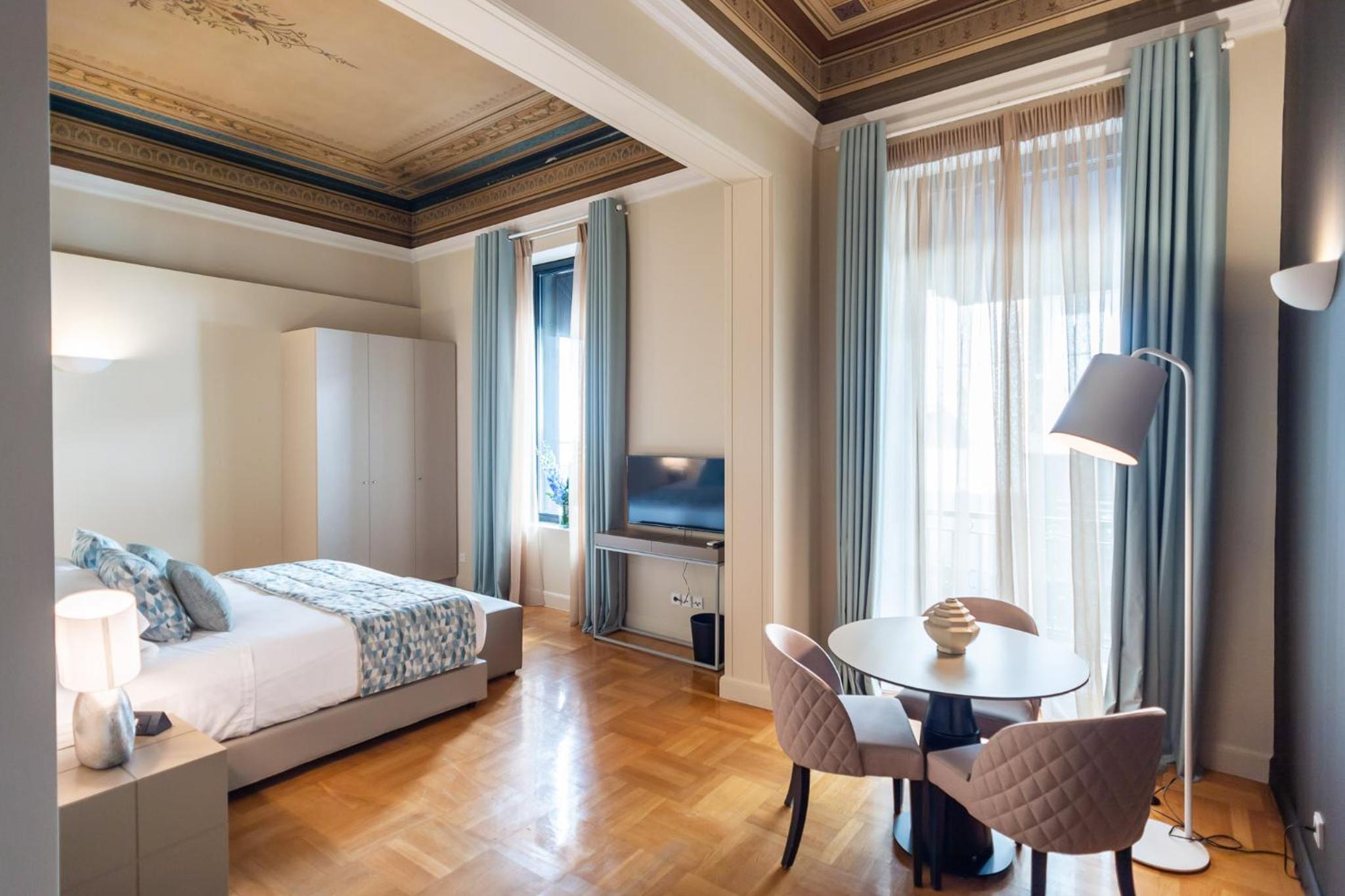 33SolonosSuites