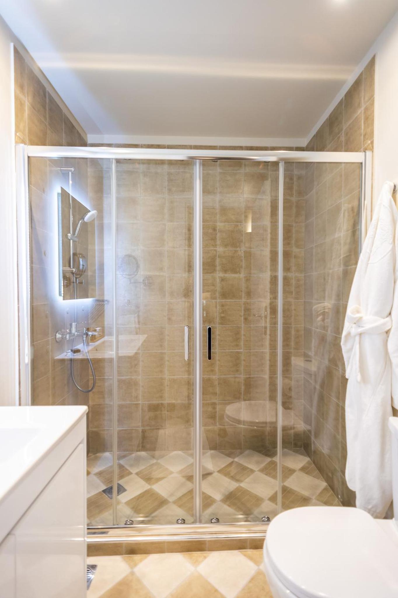 33SolonosSuites