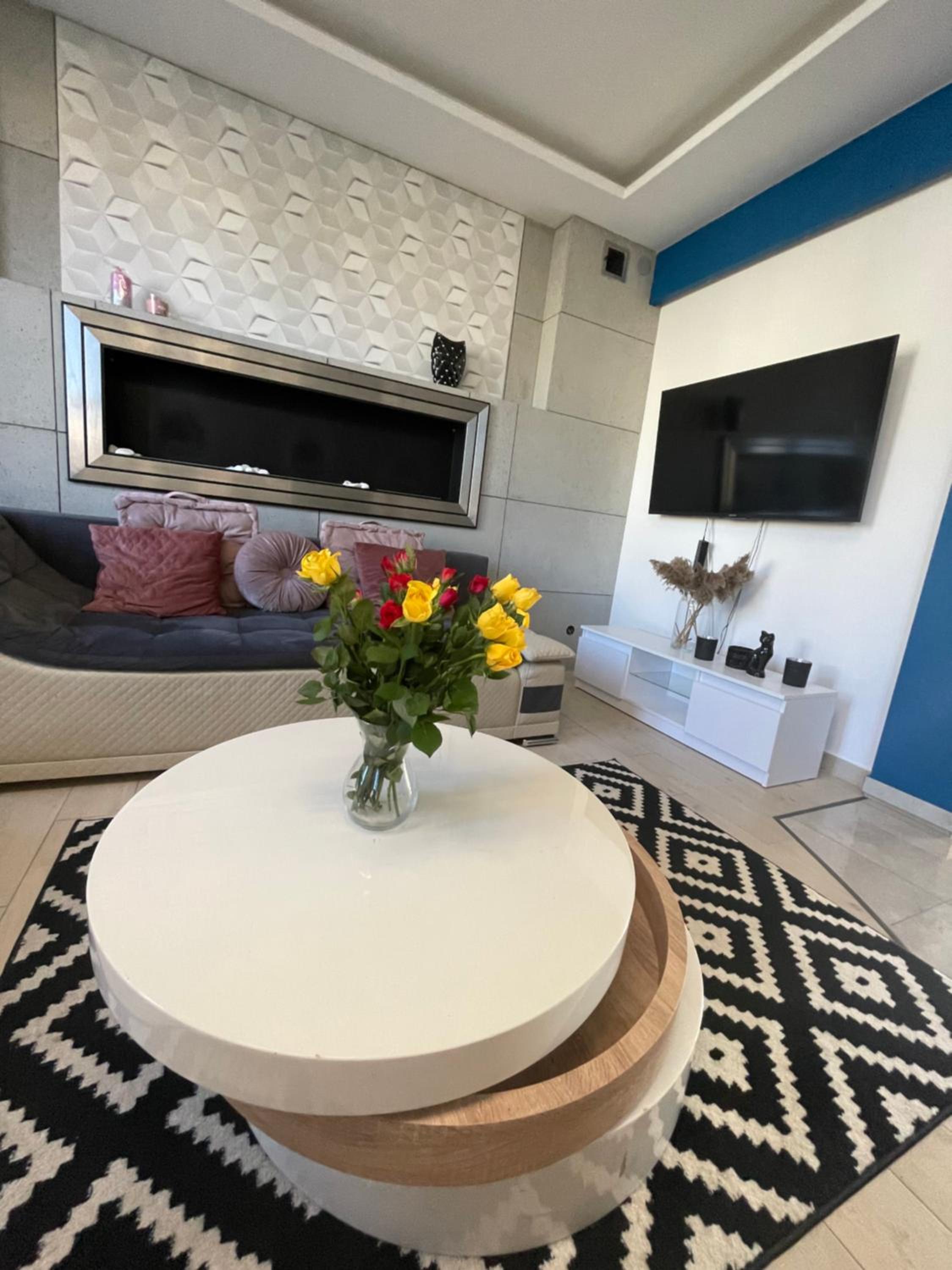 LUXURY BLUE APARTMENT by Marta, photo 11
