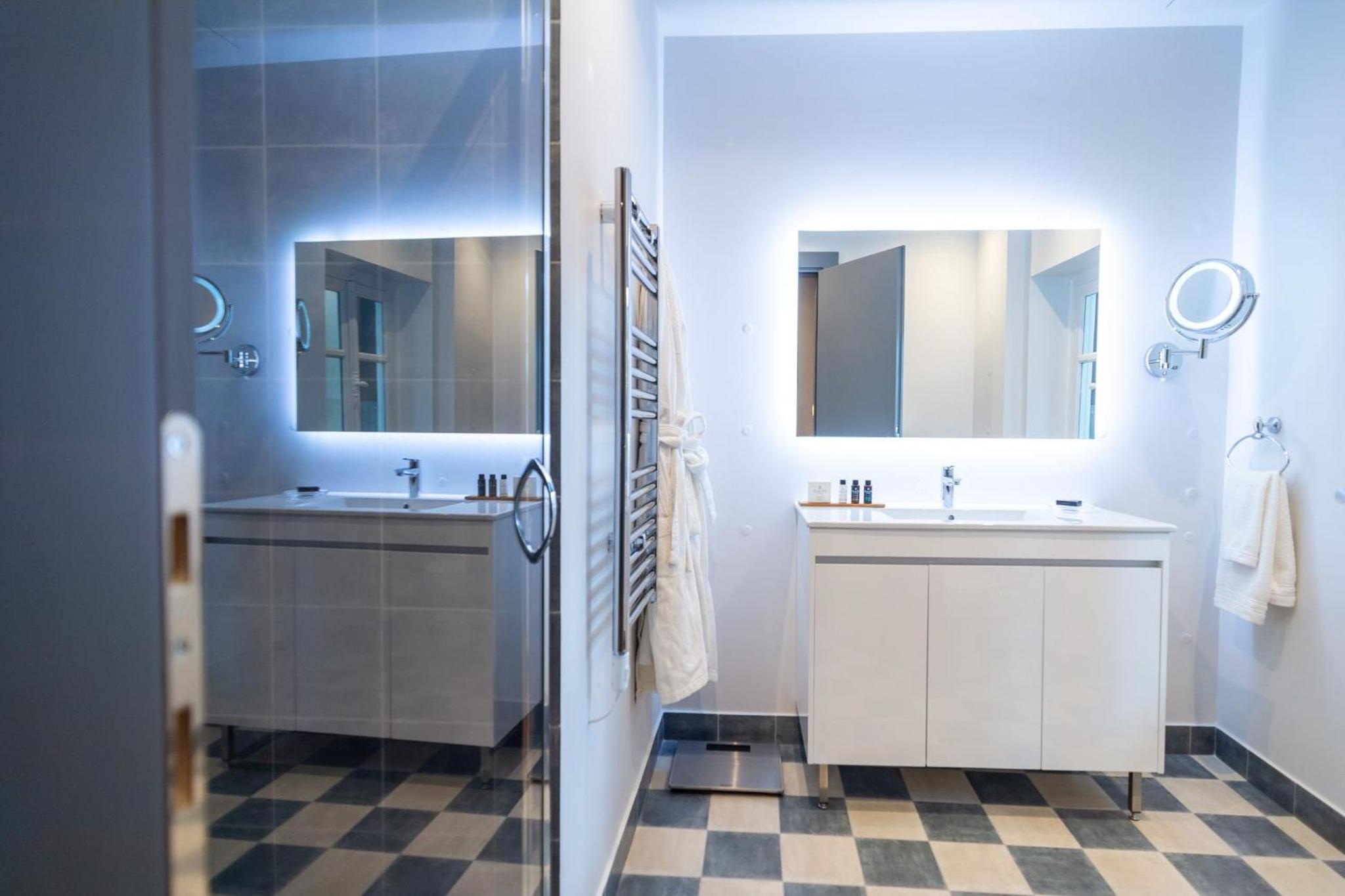 33SolonosSuites