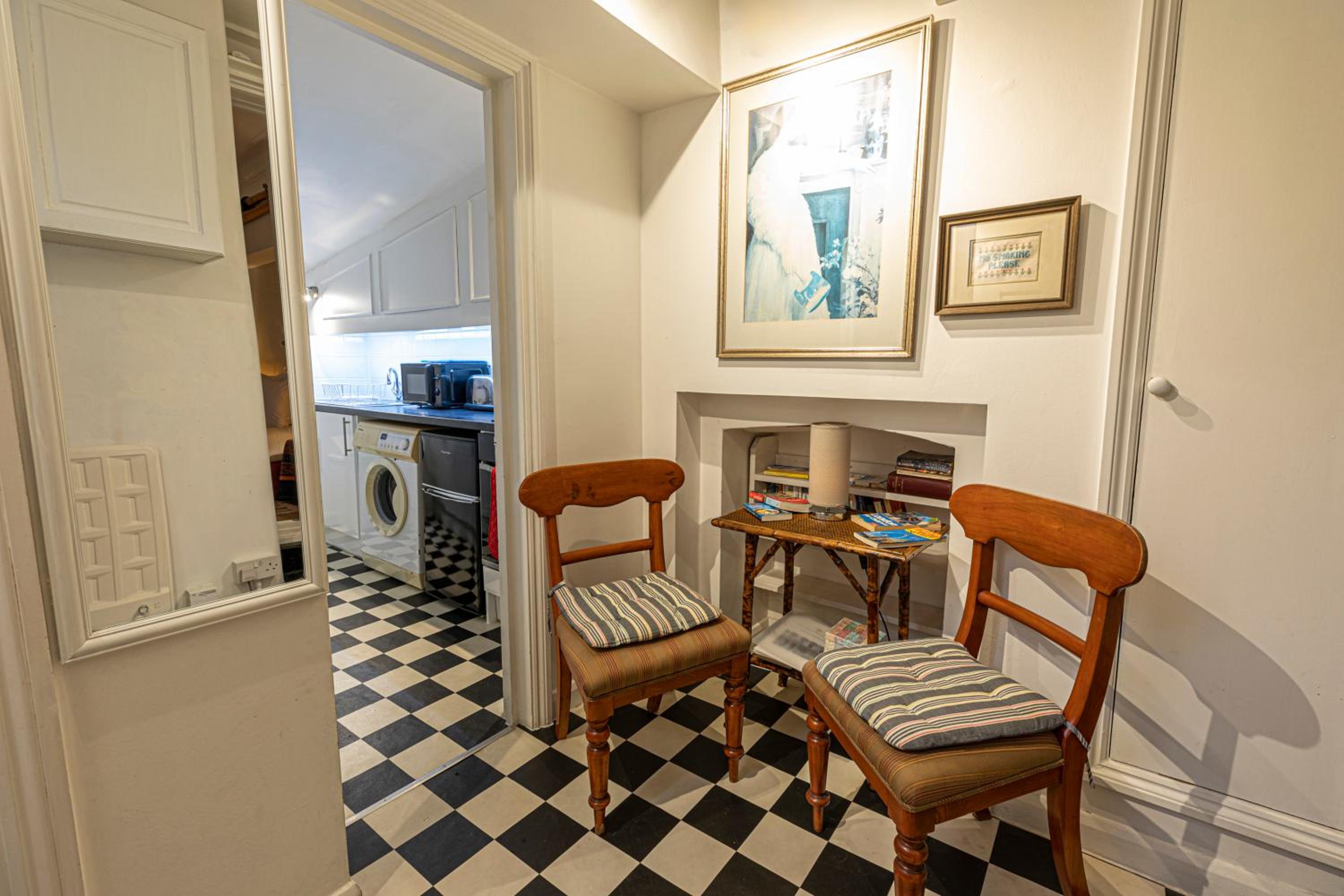 Attractive flat in Little Venice