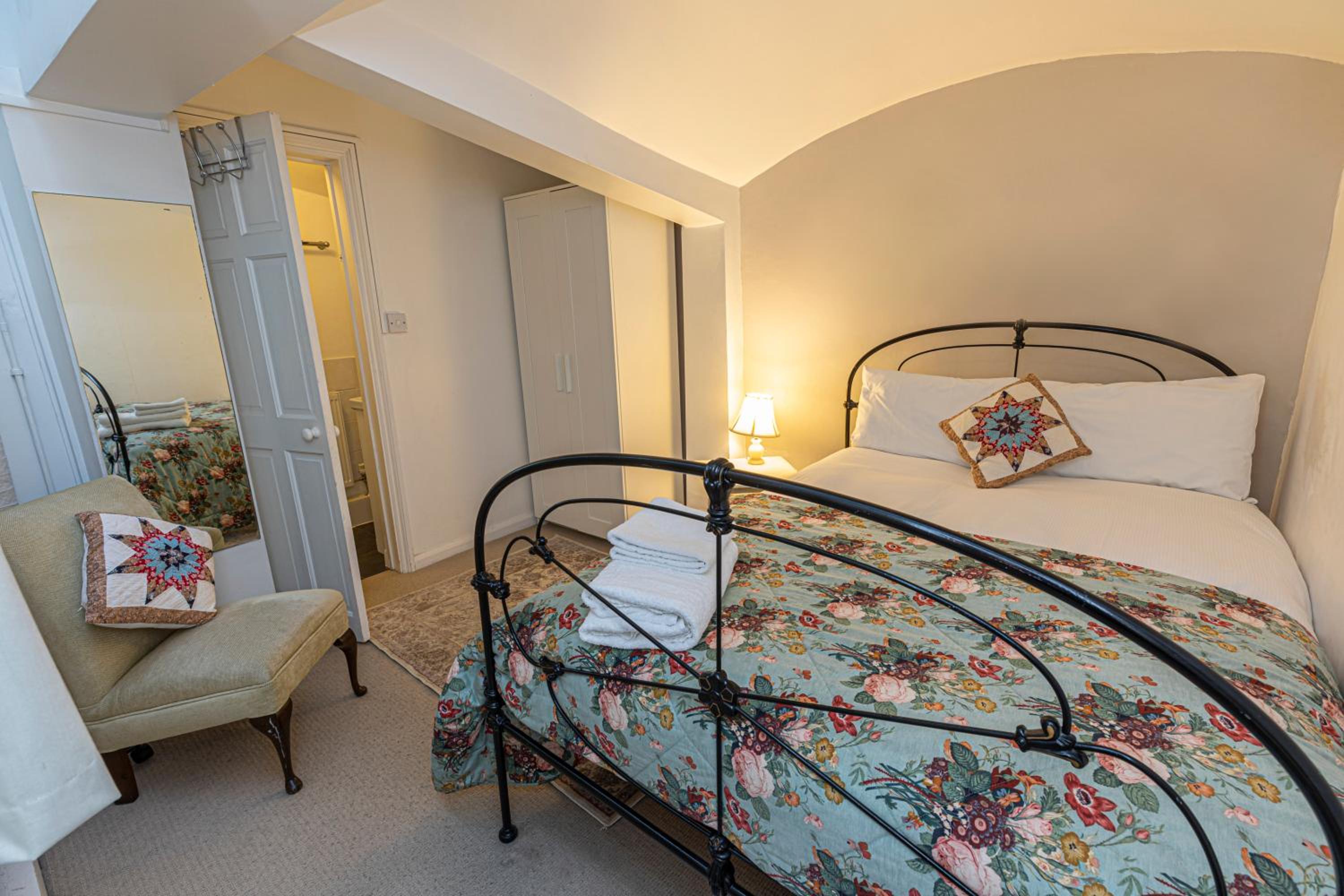 Attractive flat in Little Venice