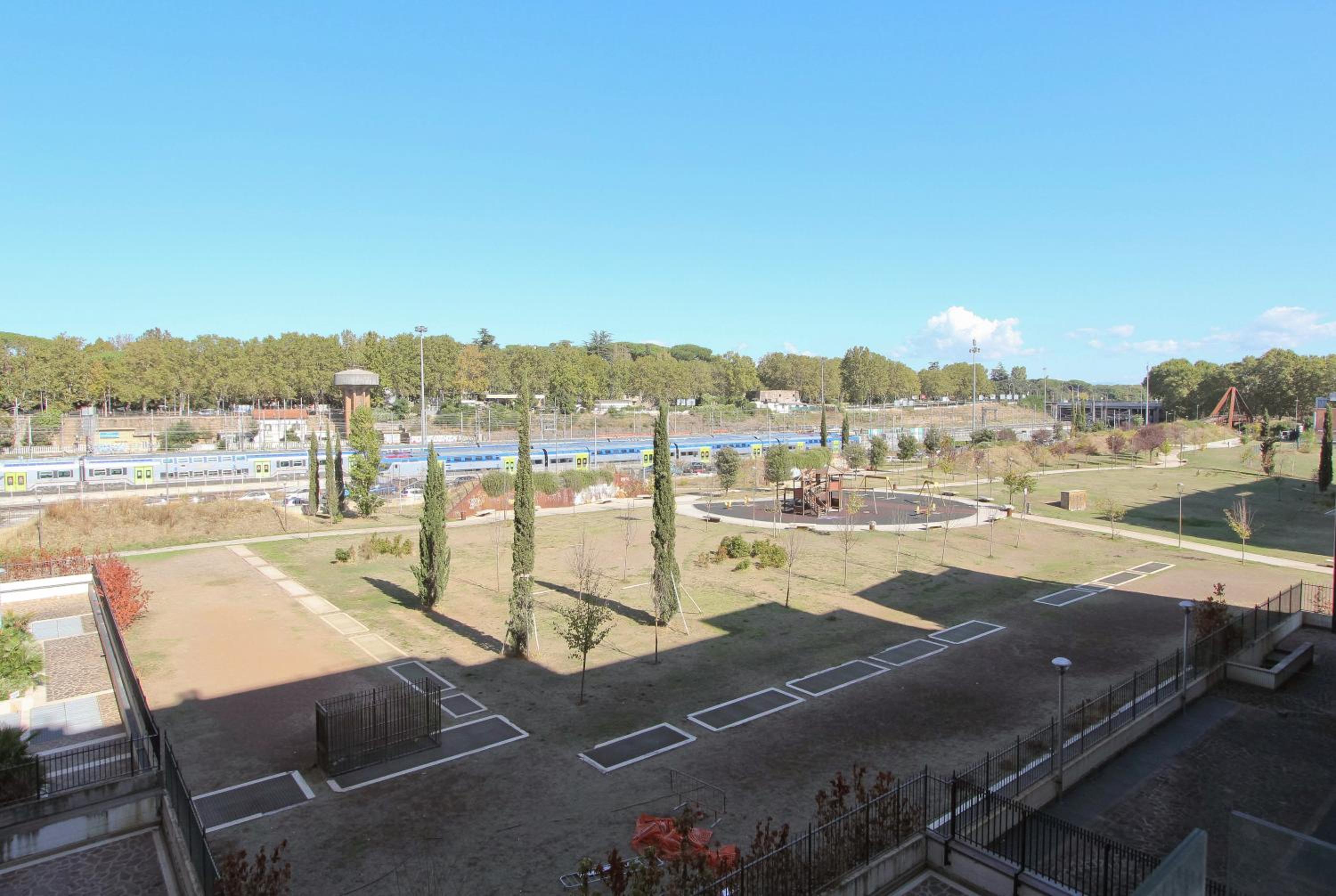 Cozy terrace apt close to Eataly and metro Piramide