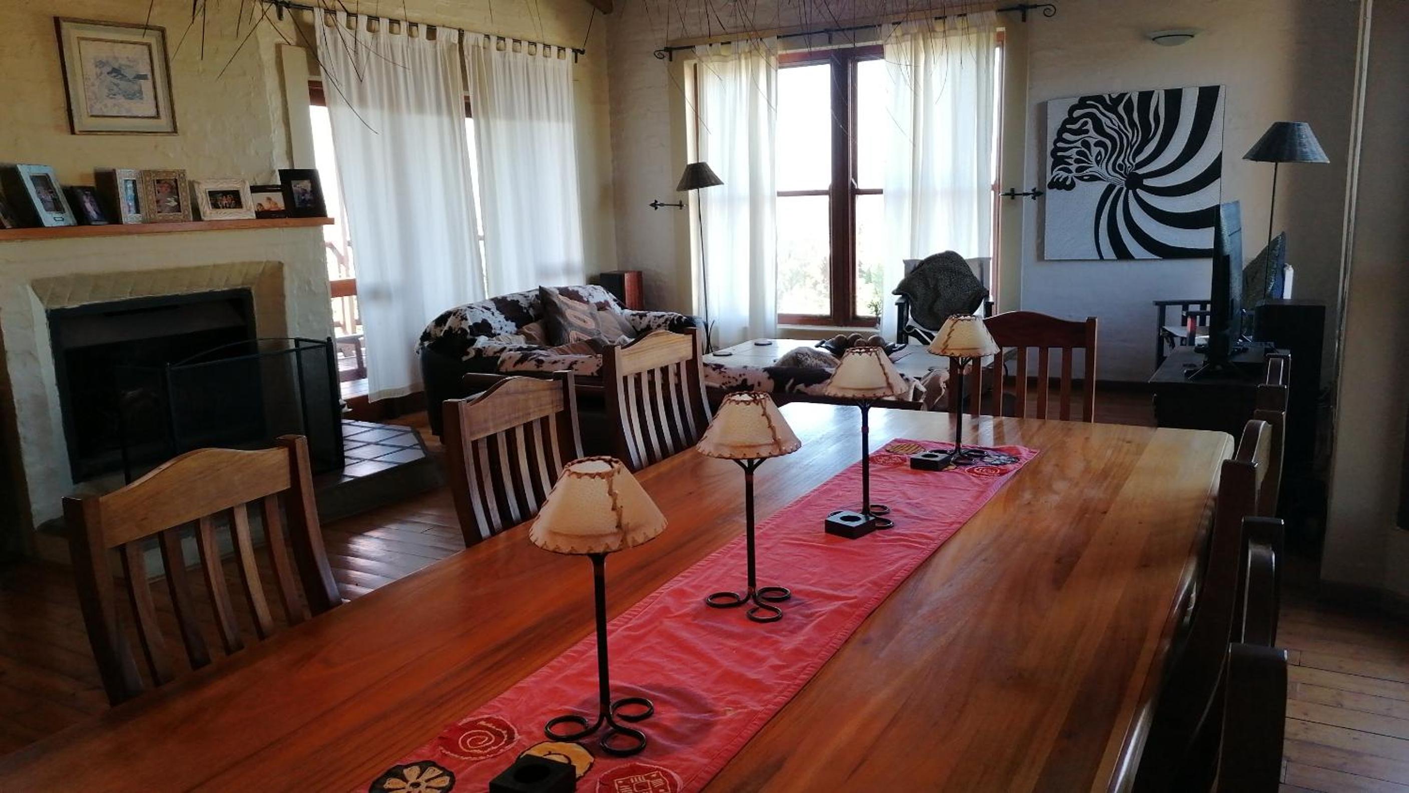 The Gem sea facing free standing holiday house solar power view 5