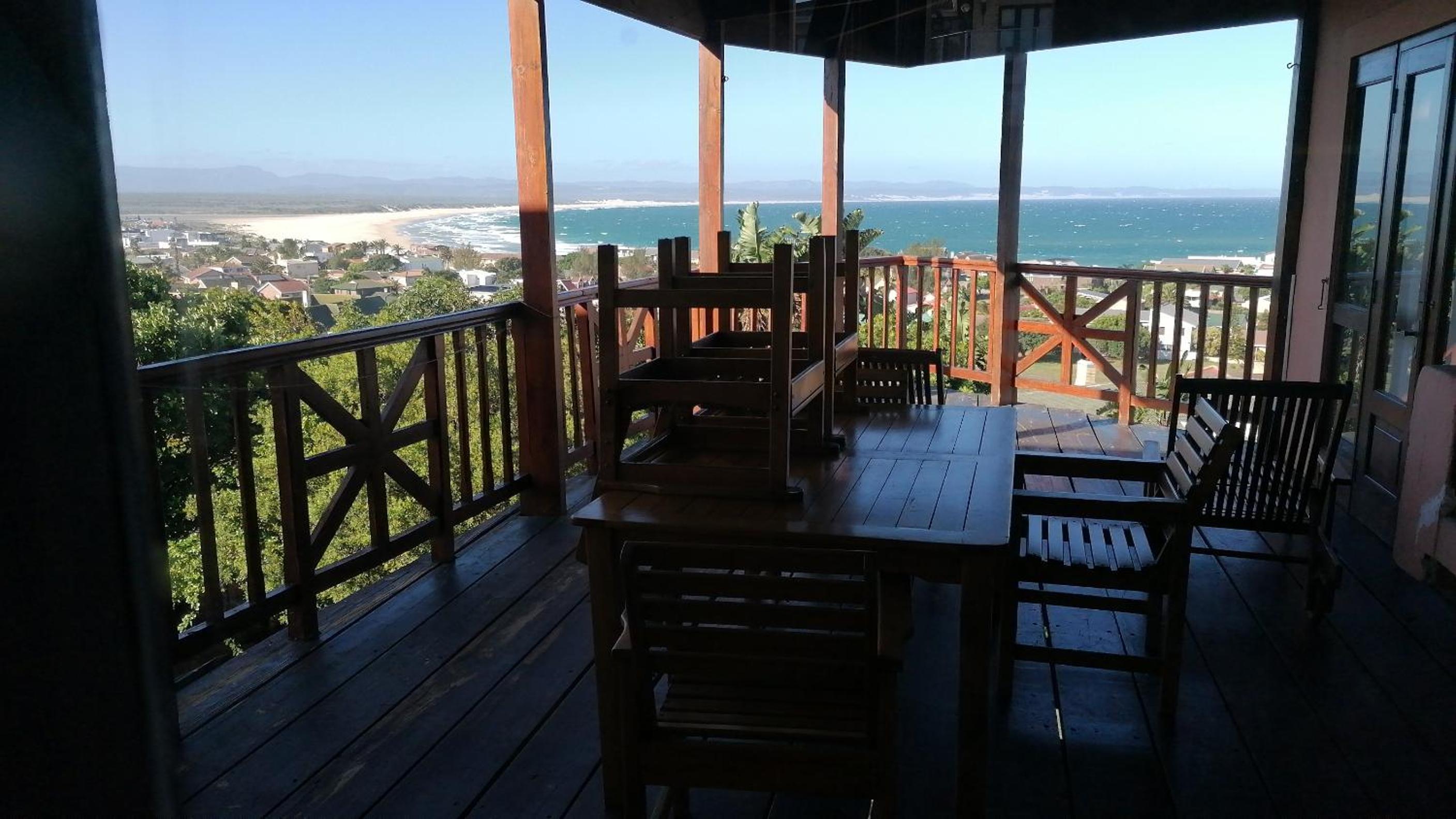 The Gem sea facing free standing holiday house solar power view 3