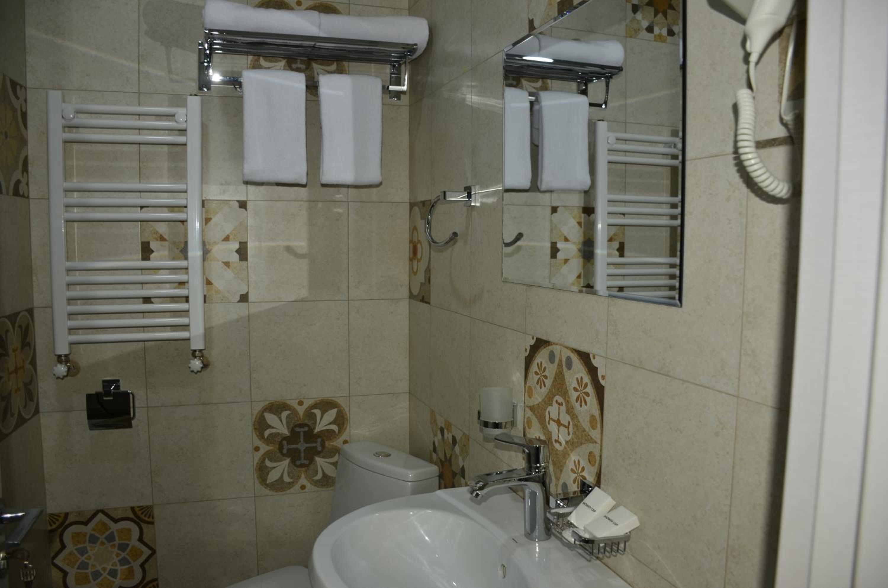 Photo 23