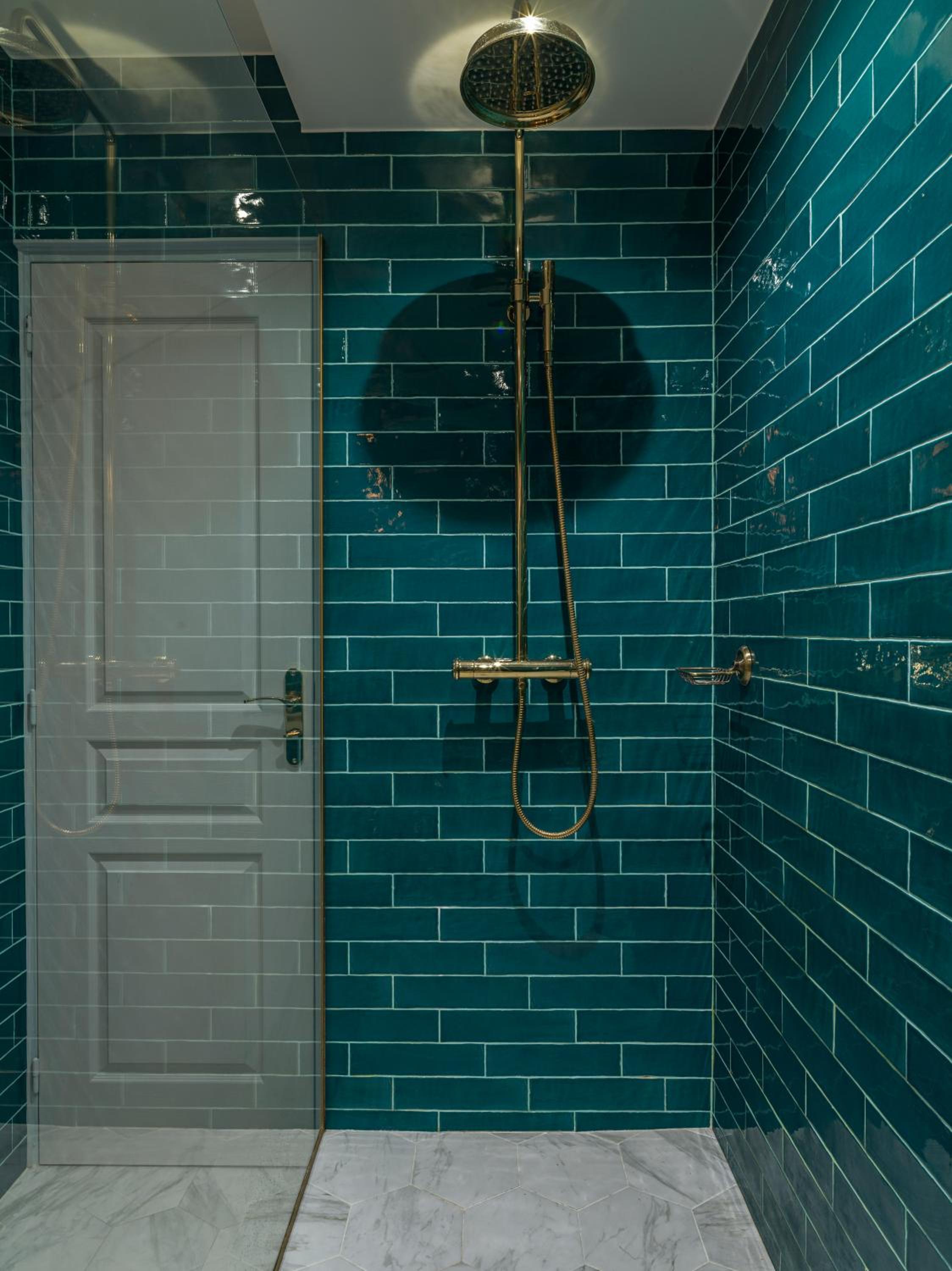 The Blue Pearl