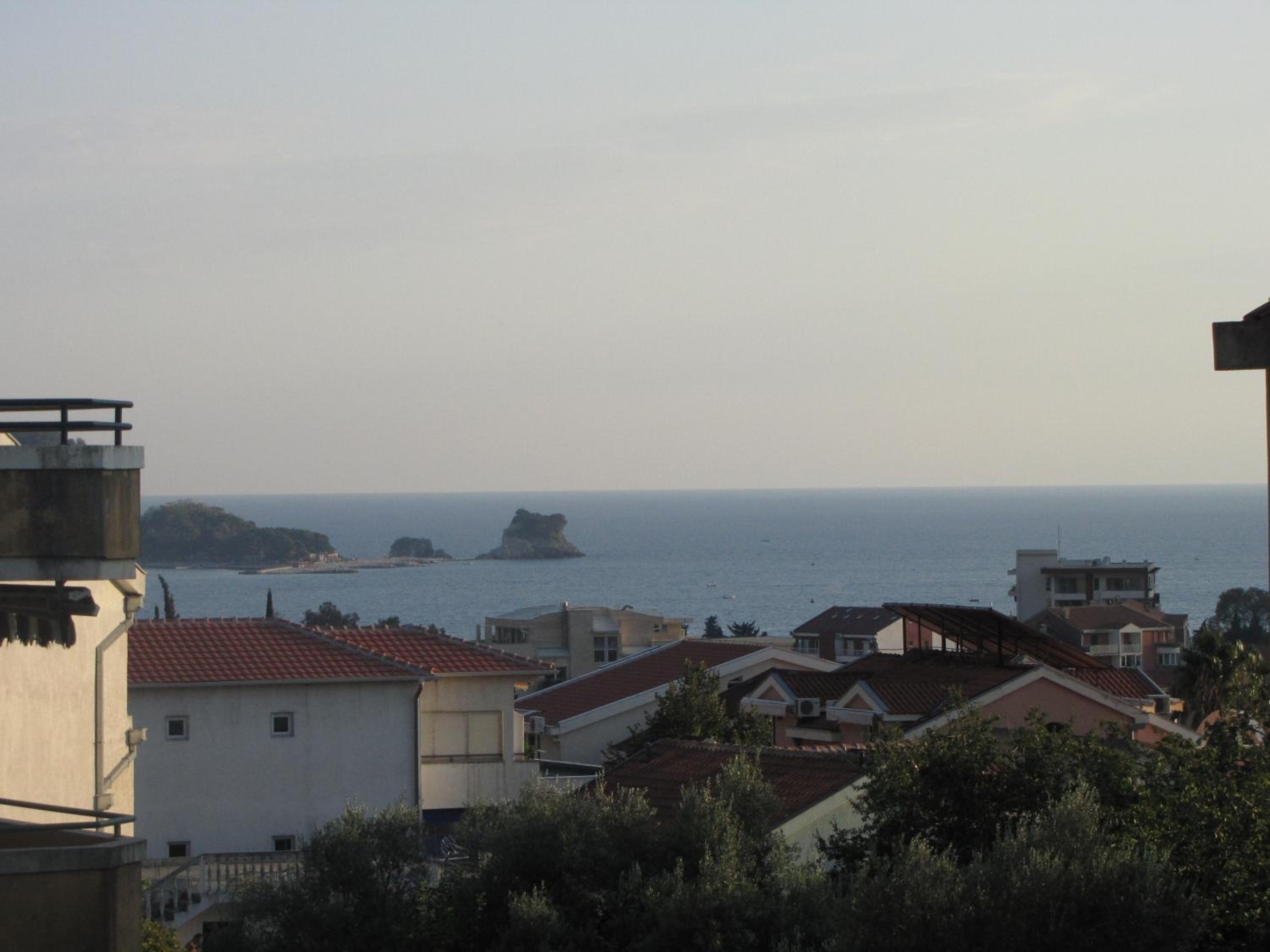 Lero Apartments