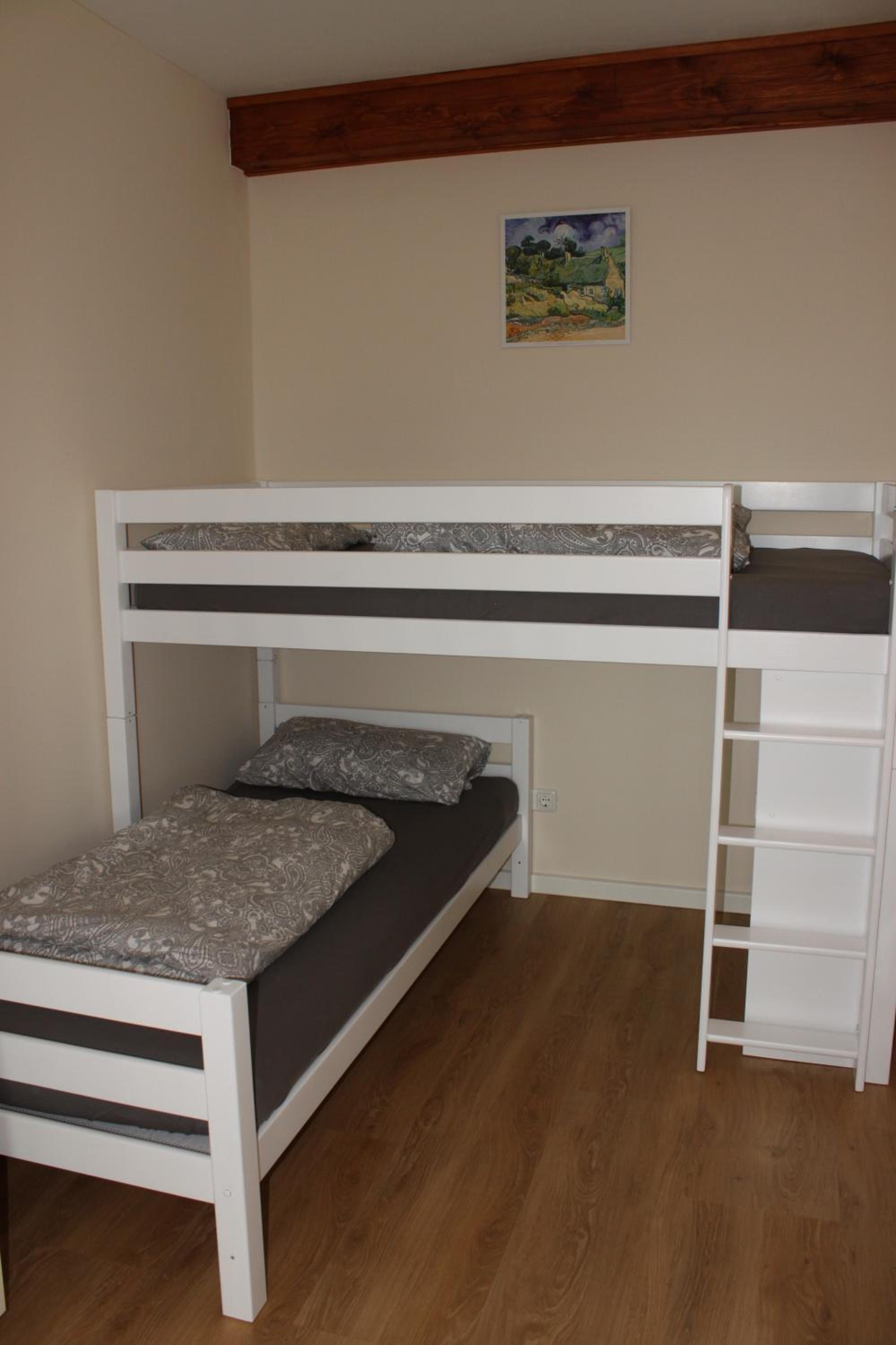 Photo 48