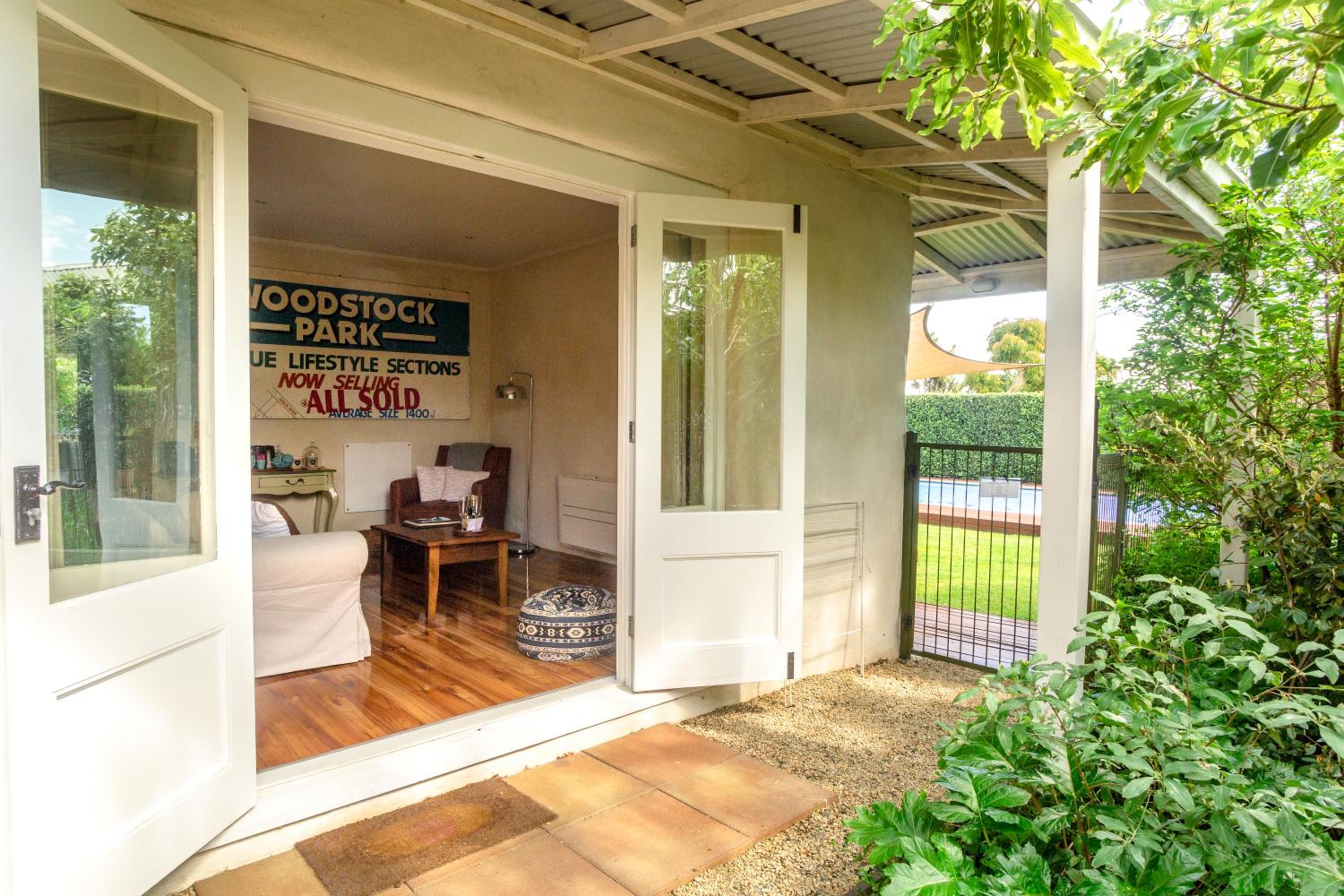 Woodstock Suite