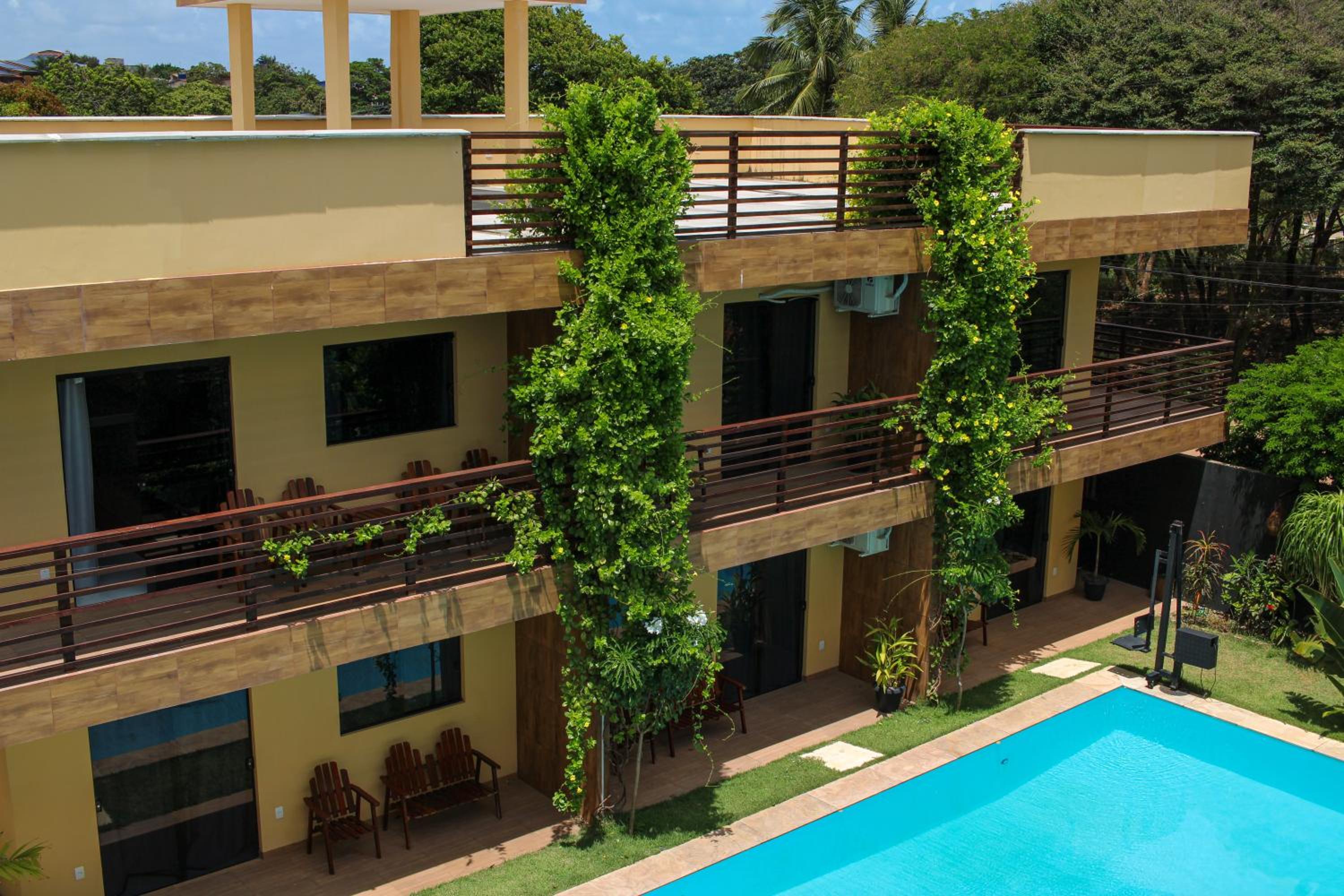 Harmonia Flats