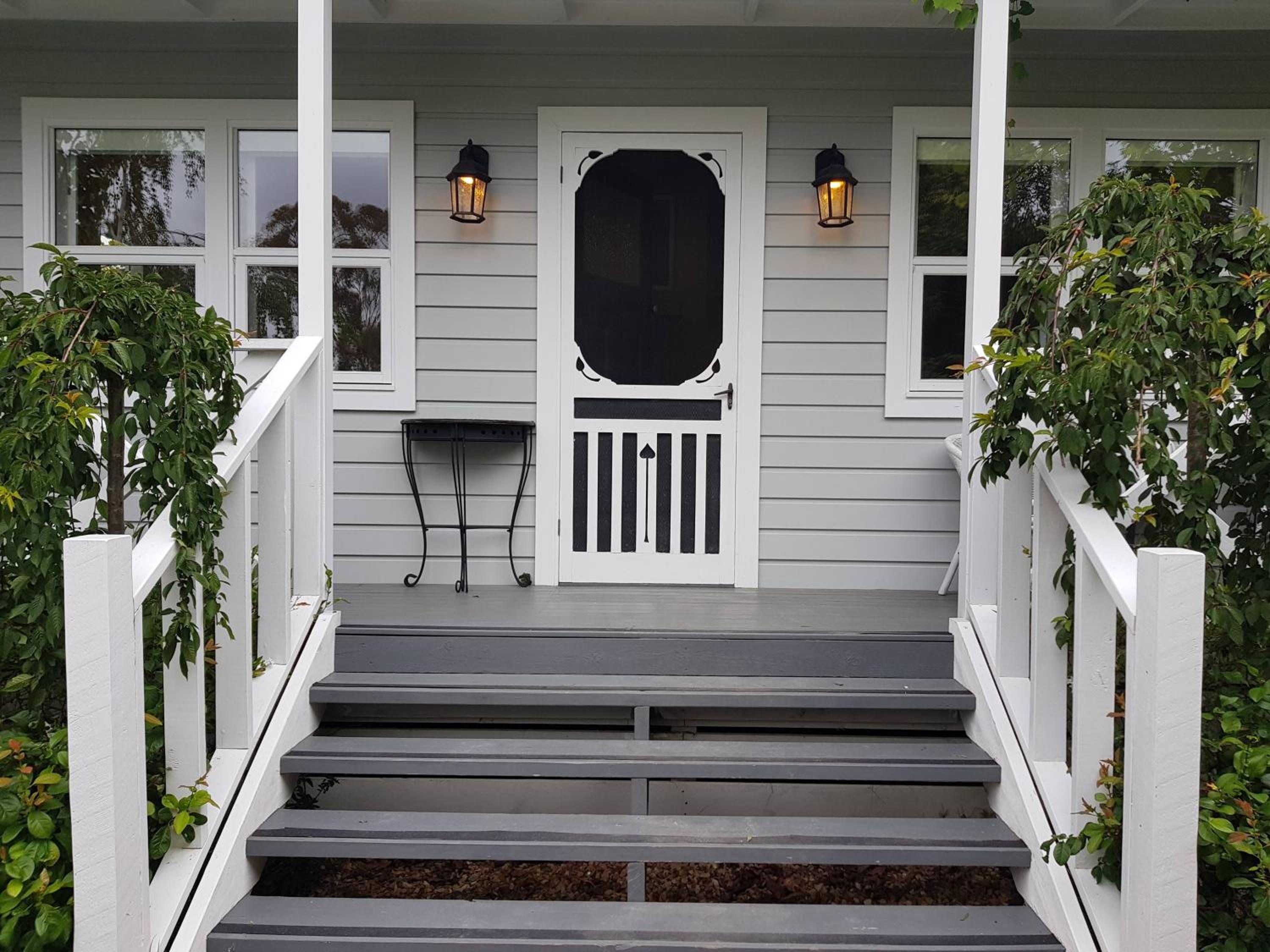 Candlebark Cottage
