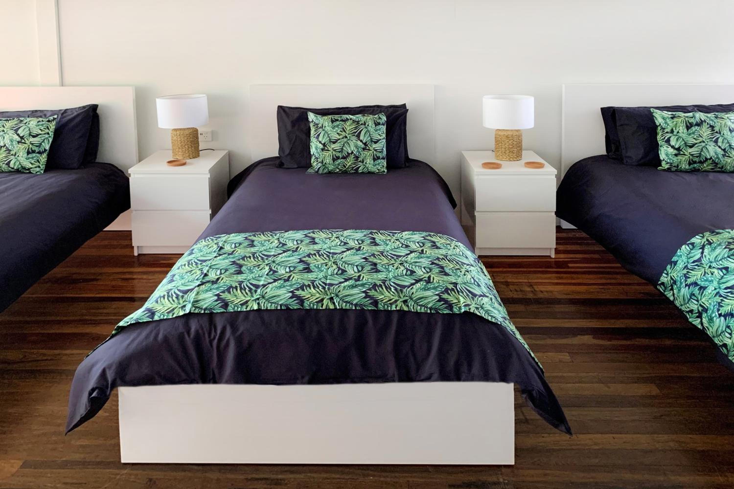 Airlie Beach Magnums - Adults Only