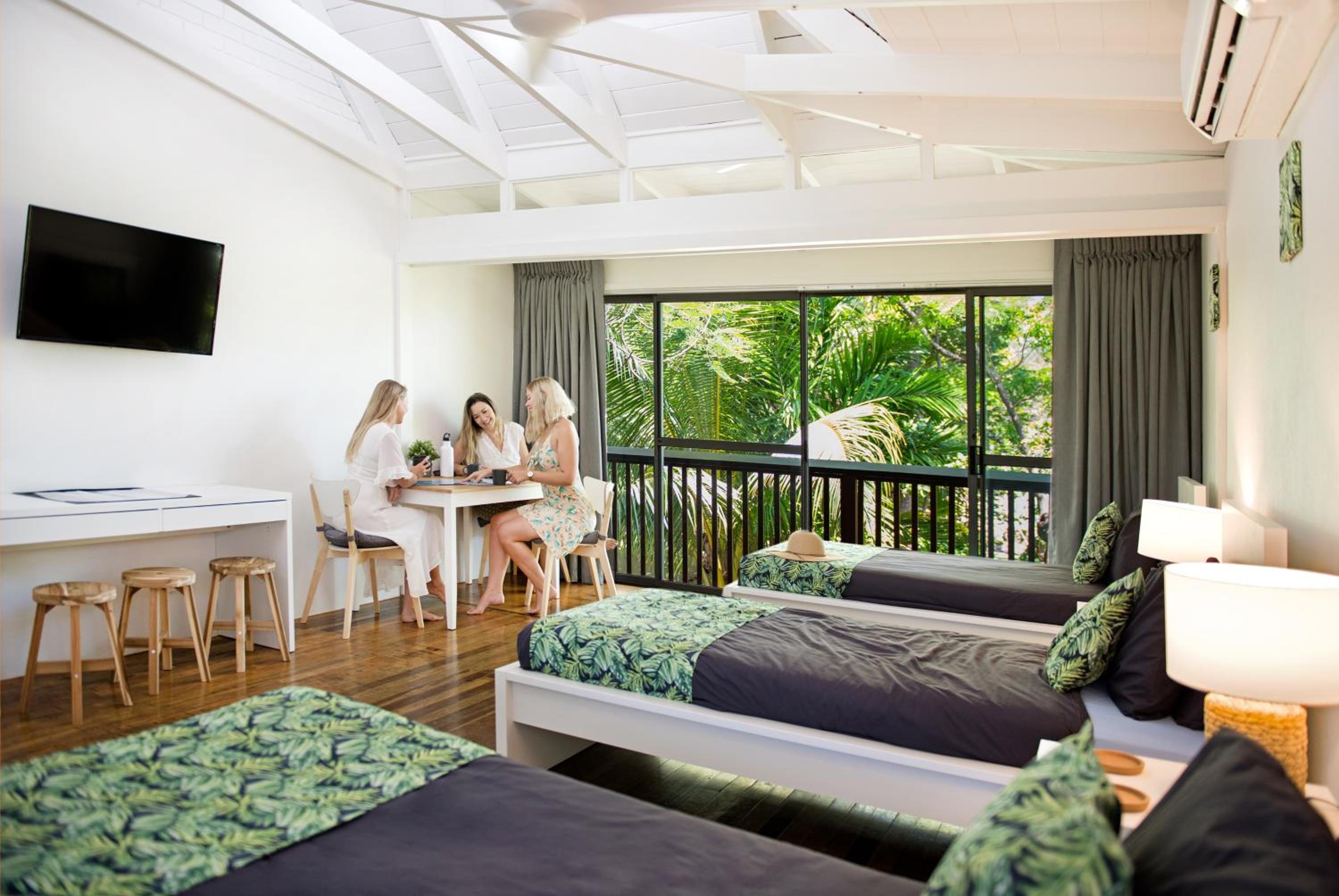 Airlie Beach Magnums - Adults Only