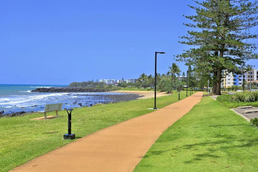 Oceanfront Ground Floor Apartment - Dwell 3 in Bargara view 3