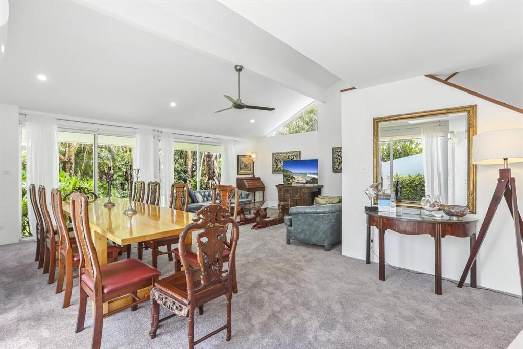 Secluded oasis on the water, Noosa Heads
