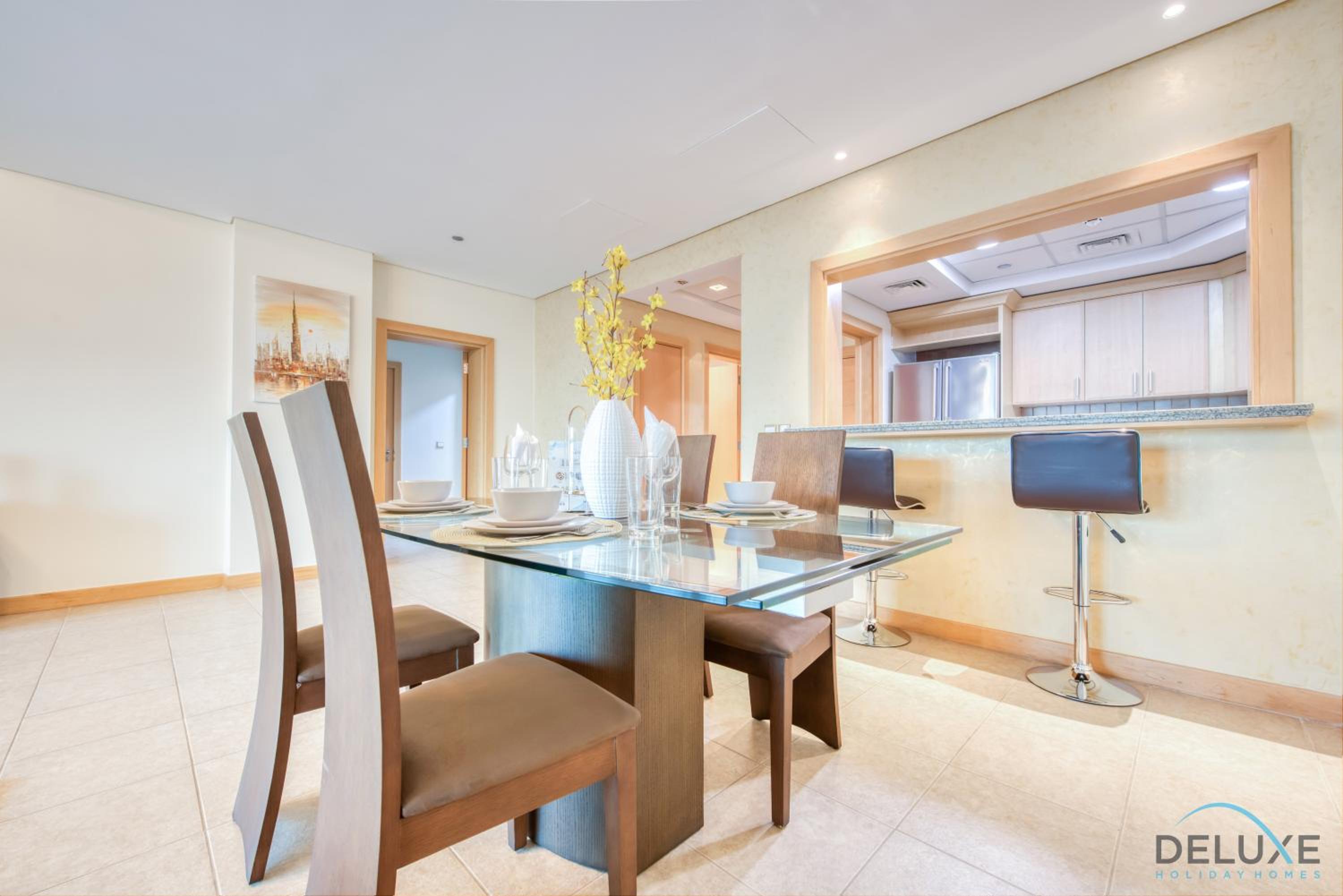 Distinctive 1 BR at Shoreline 5 Palm Jumeirah by Deluxe Holiday Homes