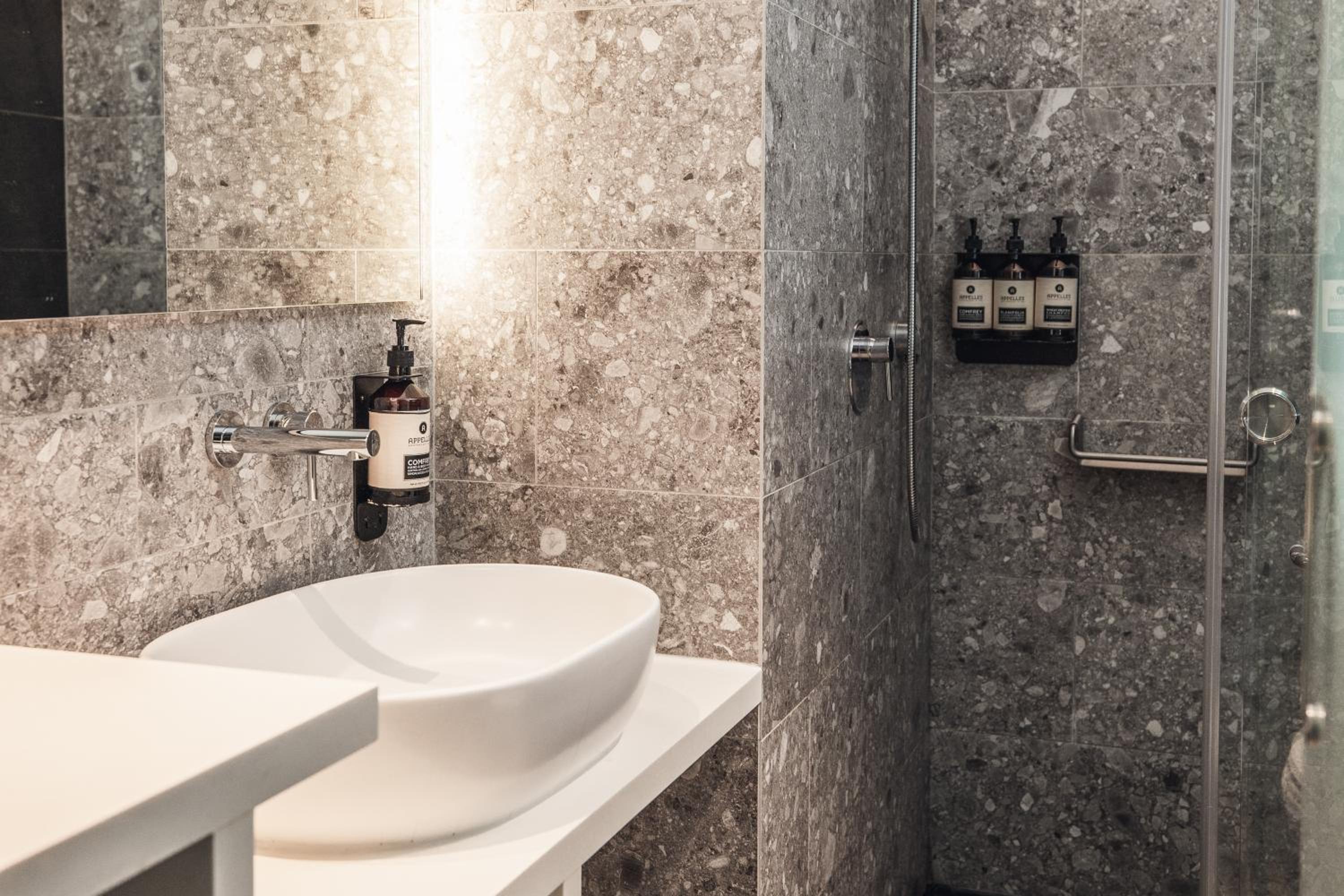 Page148, Page Hotels