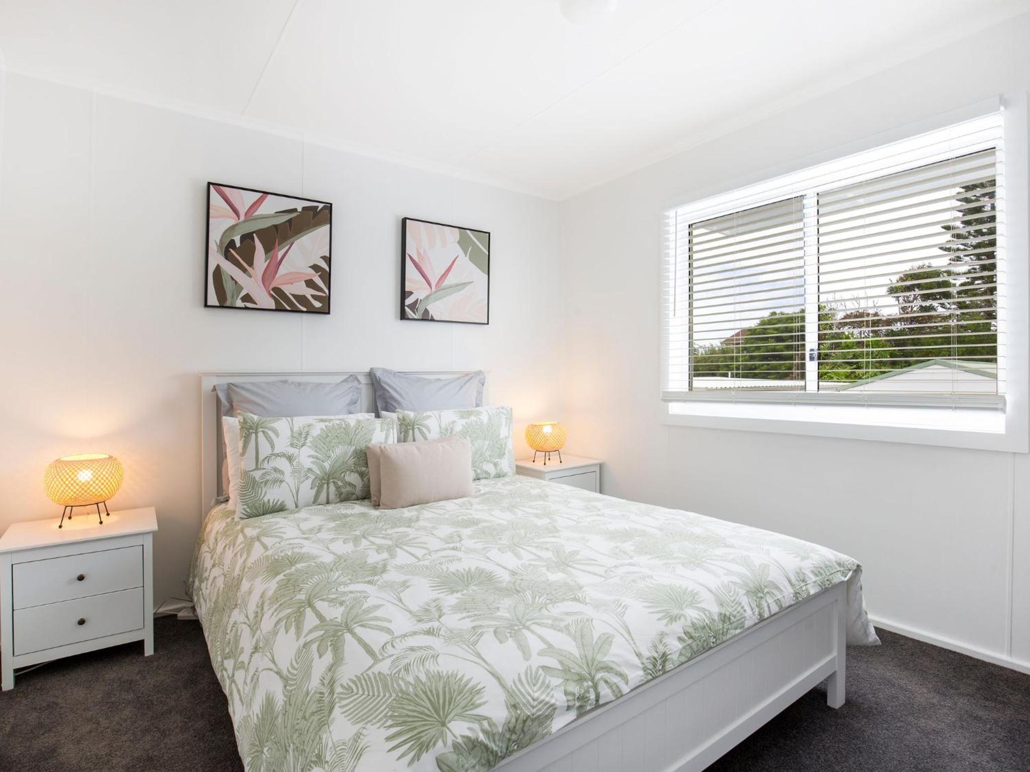 Sunfish Pet Friendly 4 Mins Walk to Beach