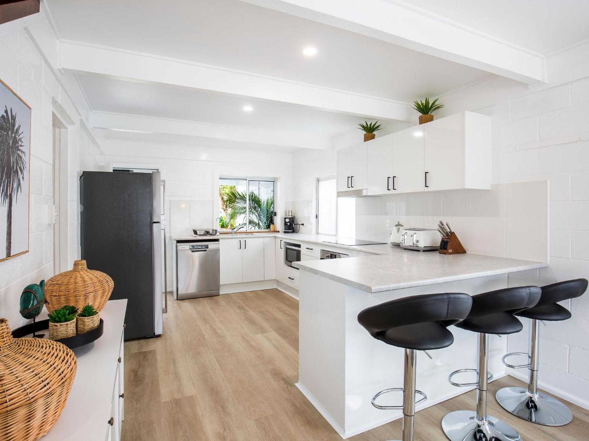 Sunfish Pet Friendly 4 Mins Walk to Beach