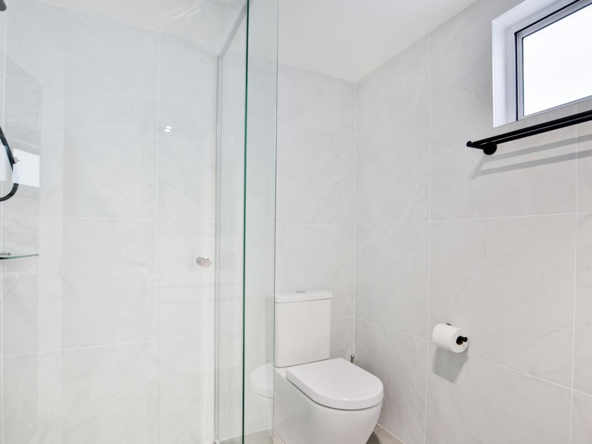 Sunfish Pet Friendly 4 Mins Walk to Beach