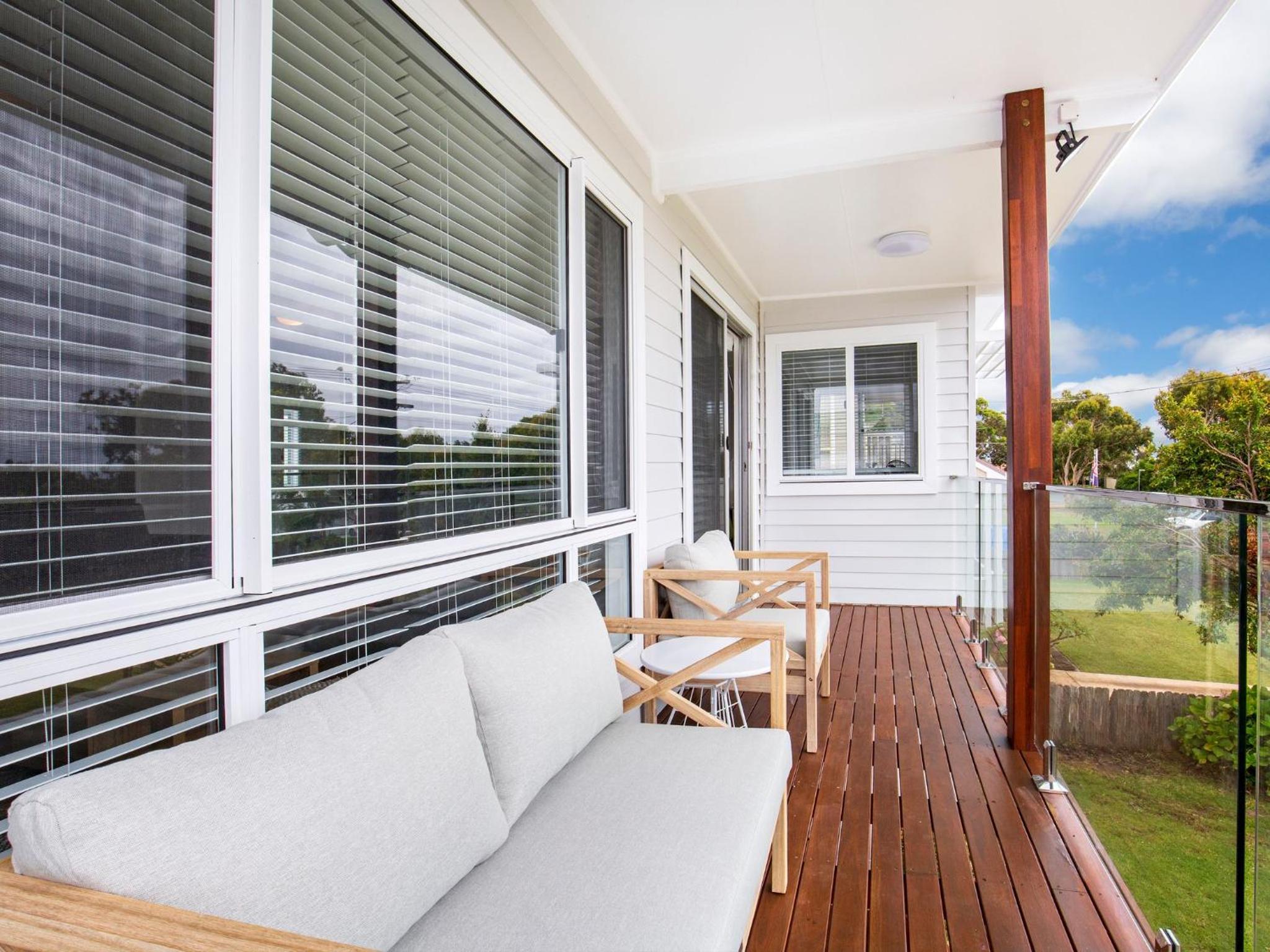 Sunfish Pet Friendly 4 Mins Walk to Beach