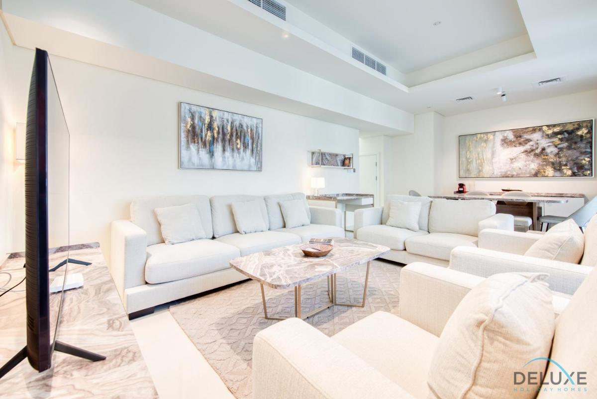 Captivating 3BR Townhouse at DAMAC Hills 2 Dubailand By Deluxe Holiday Homes