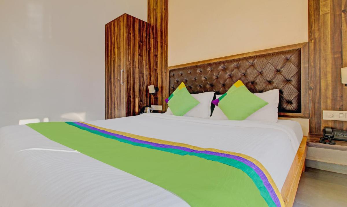 Hotel Green Woods 1 km from Main Market view 5