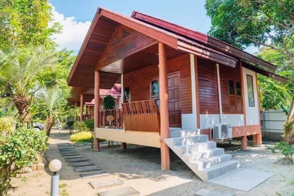 Phangan Lodge