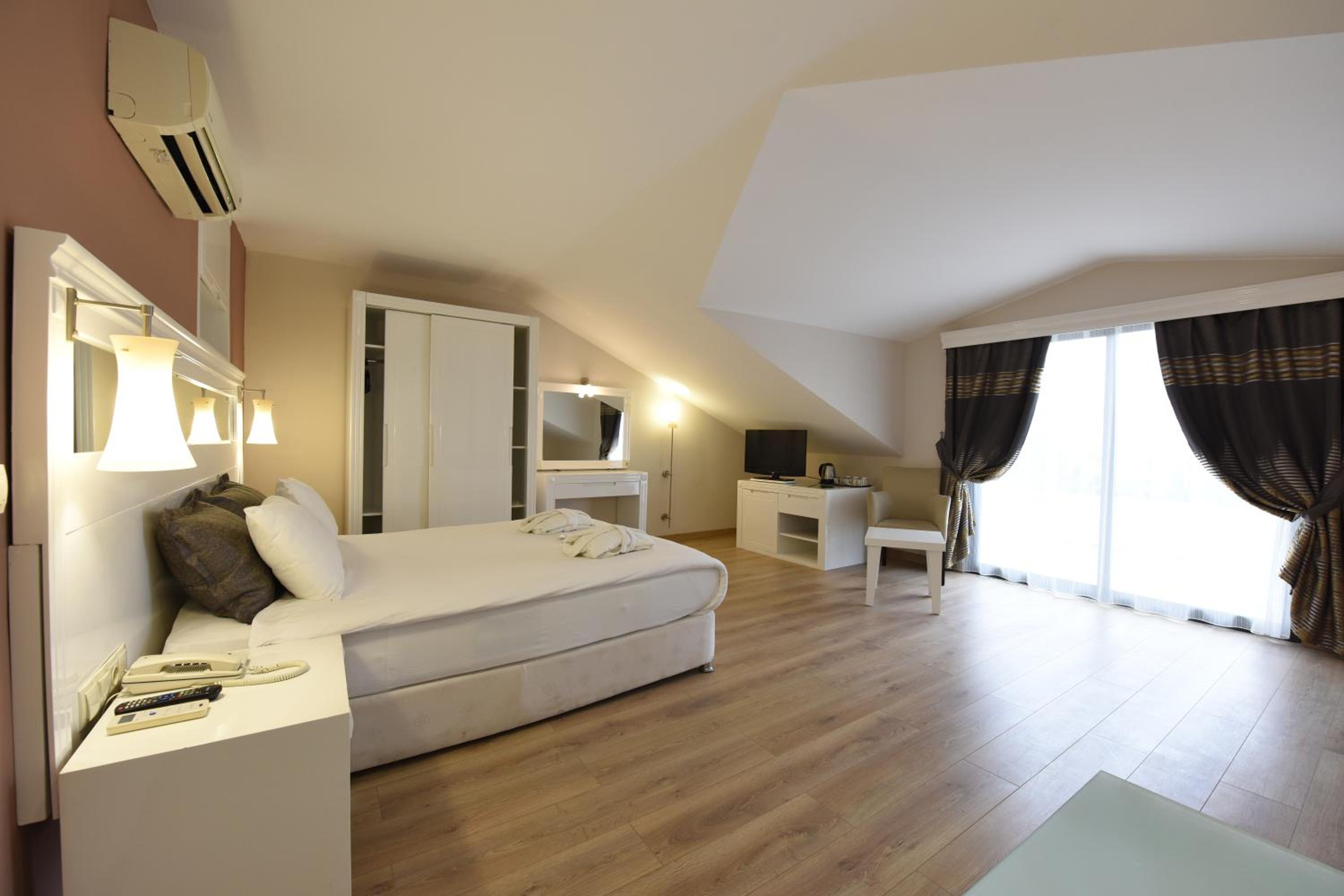 Tripolis Hotel 17