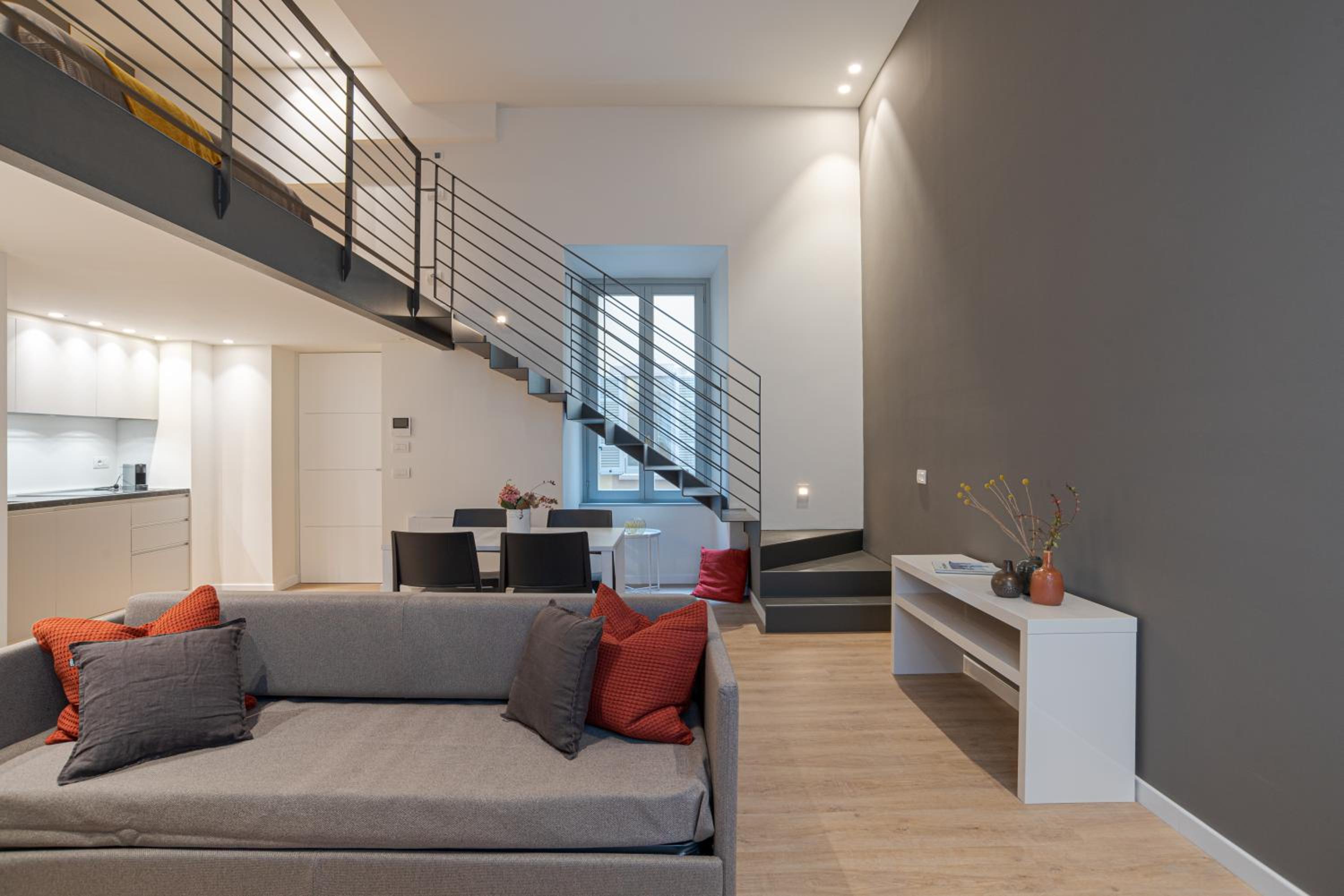 Suite Grimoldi - by MyHomeInComo