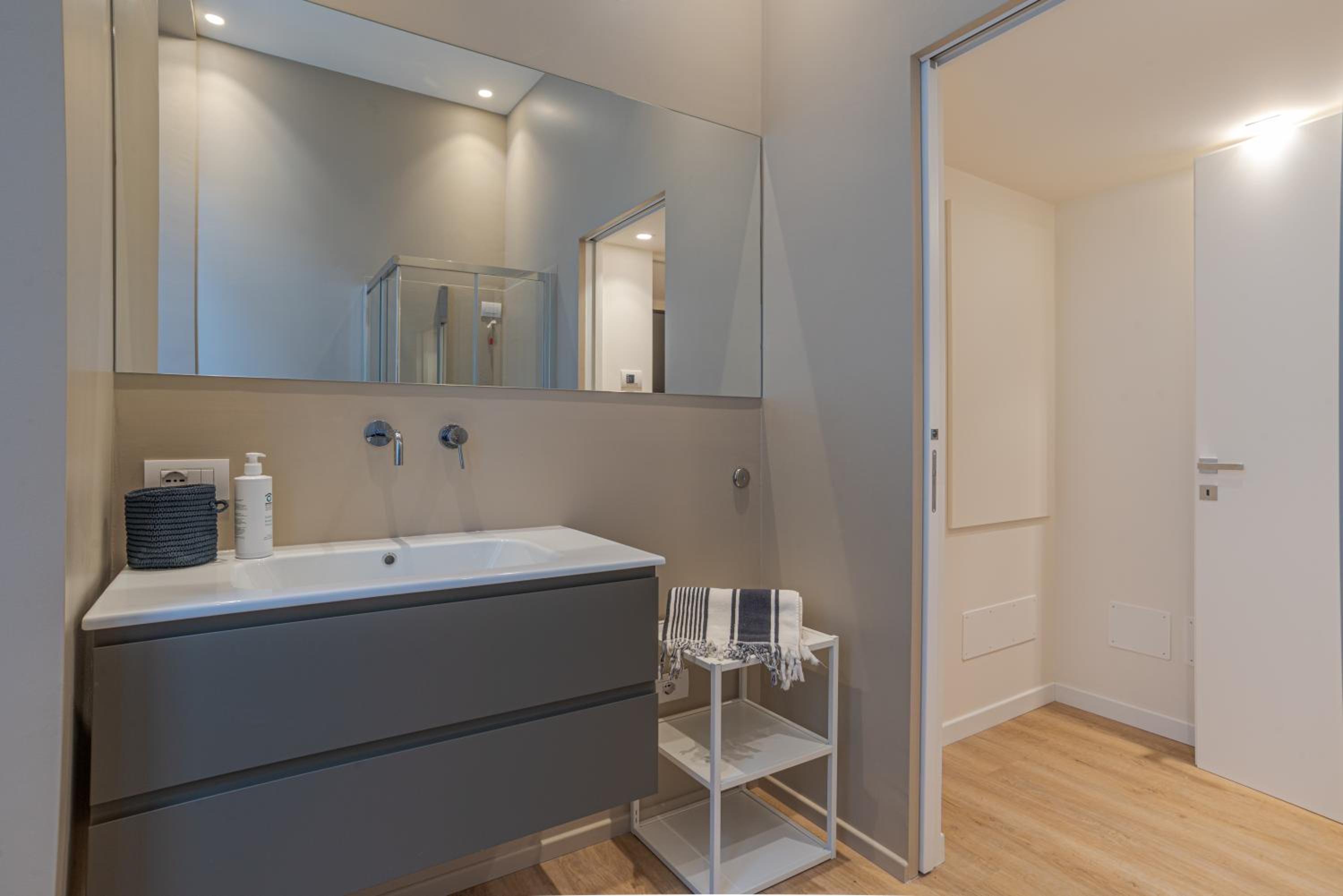 Suite Grimoldi - by MyHomeInComo