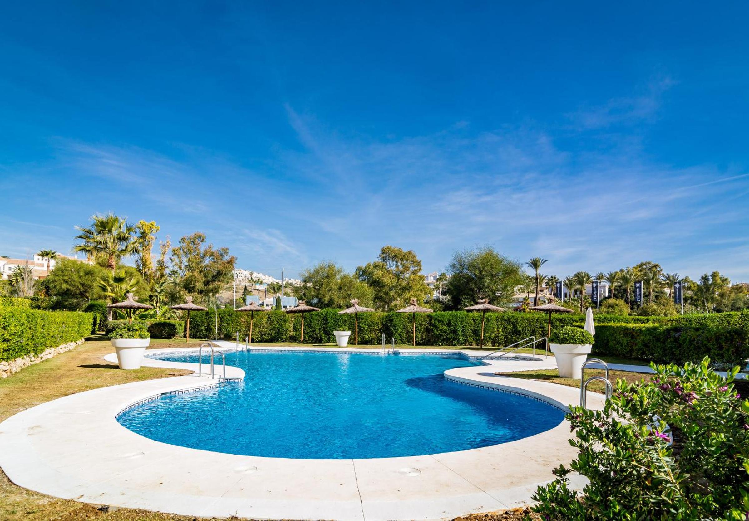 GH-Modern 2 bed apartment with Pool in Estepona photo 3