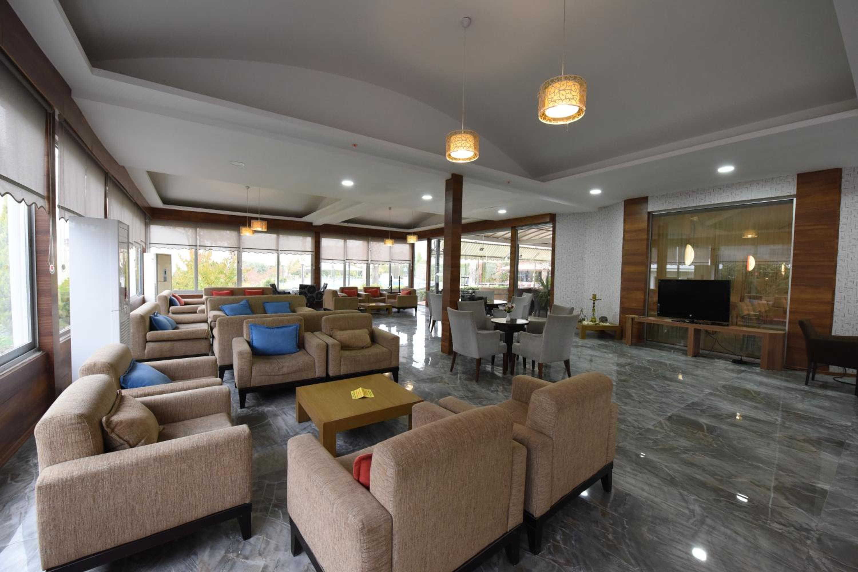 Tripolis Hotel 43