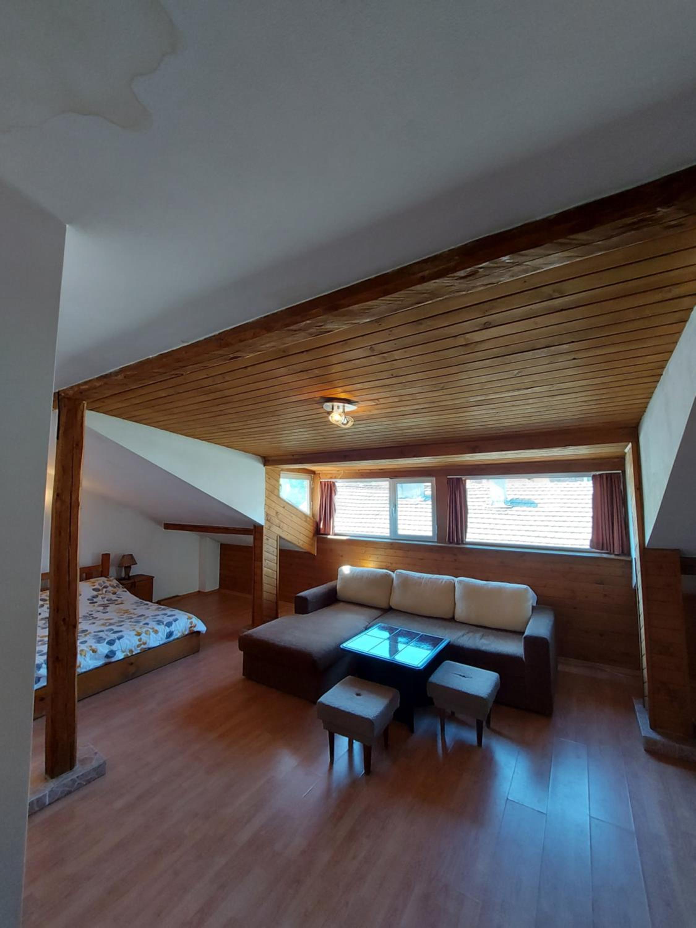 Vasi Apartments